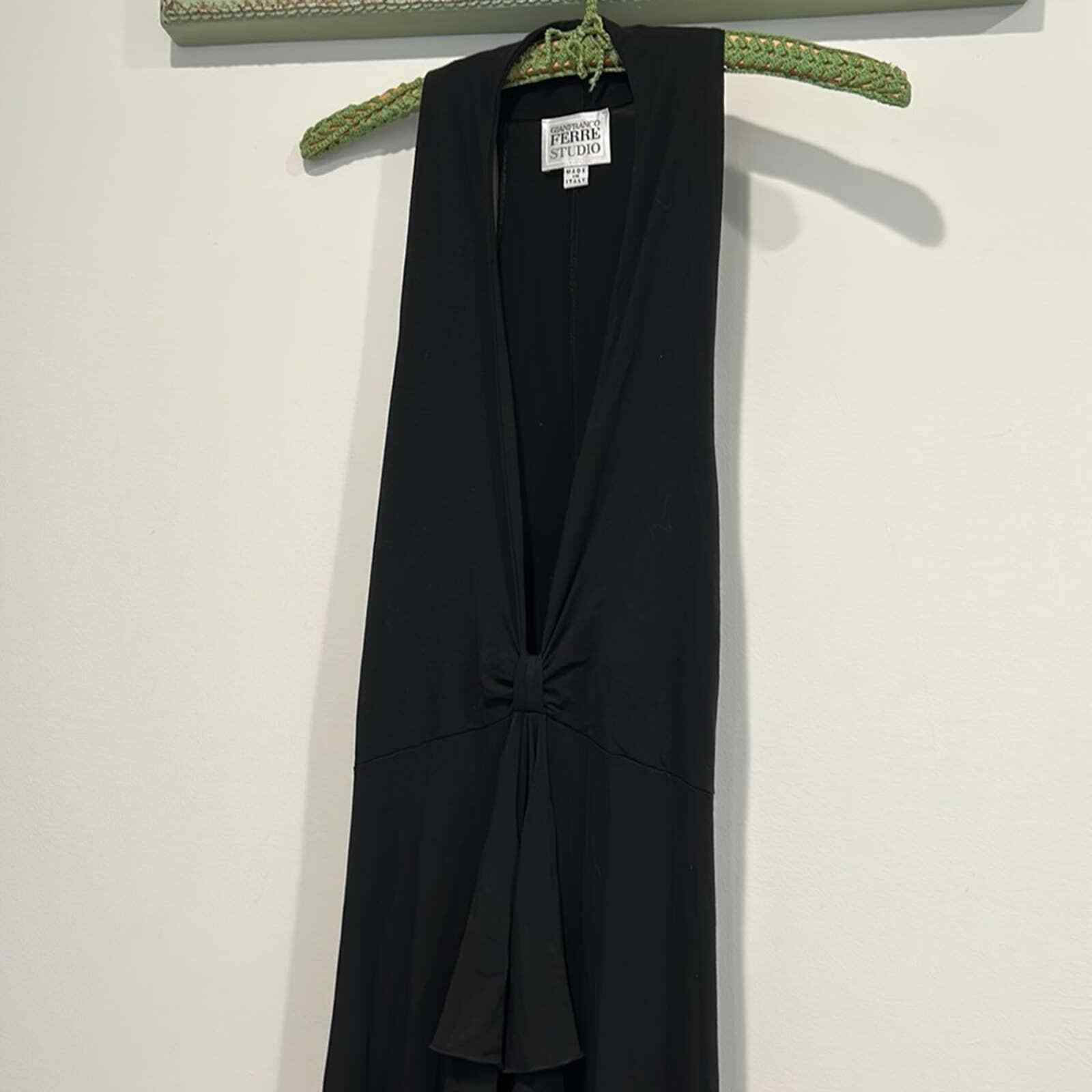 GIANFRANCO FERRE STUDIO PLUGING V NECK RUFFLE GOWN BLACK 8