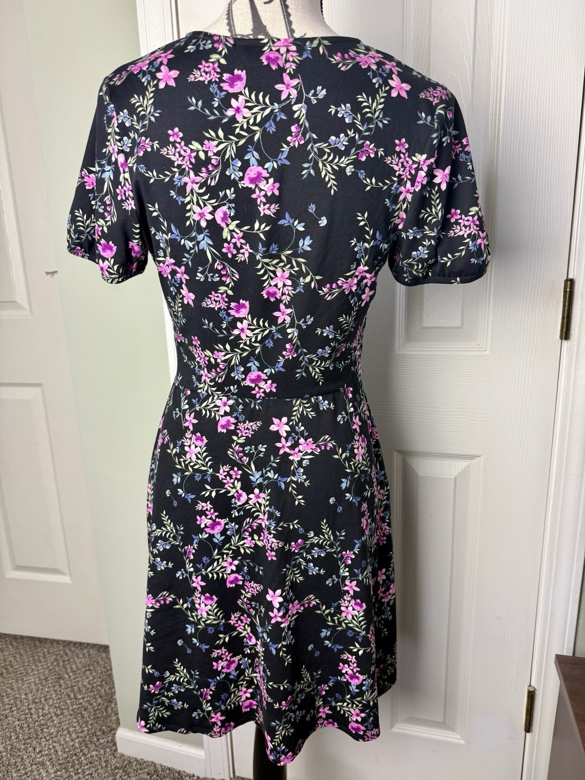 New FORTUNE+IVY Boho Black Floral Puff Sleeve Faux Wrap Comfy Dress Women Size S