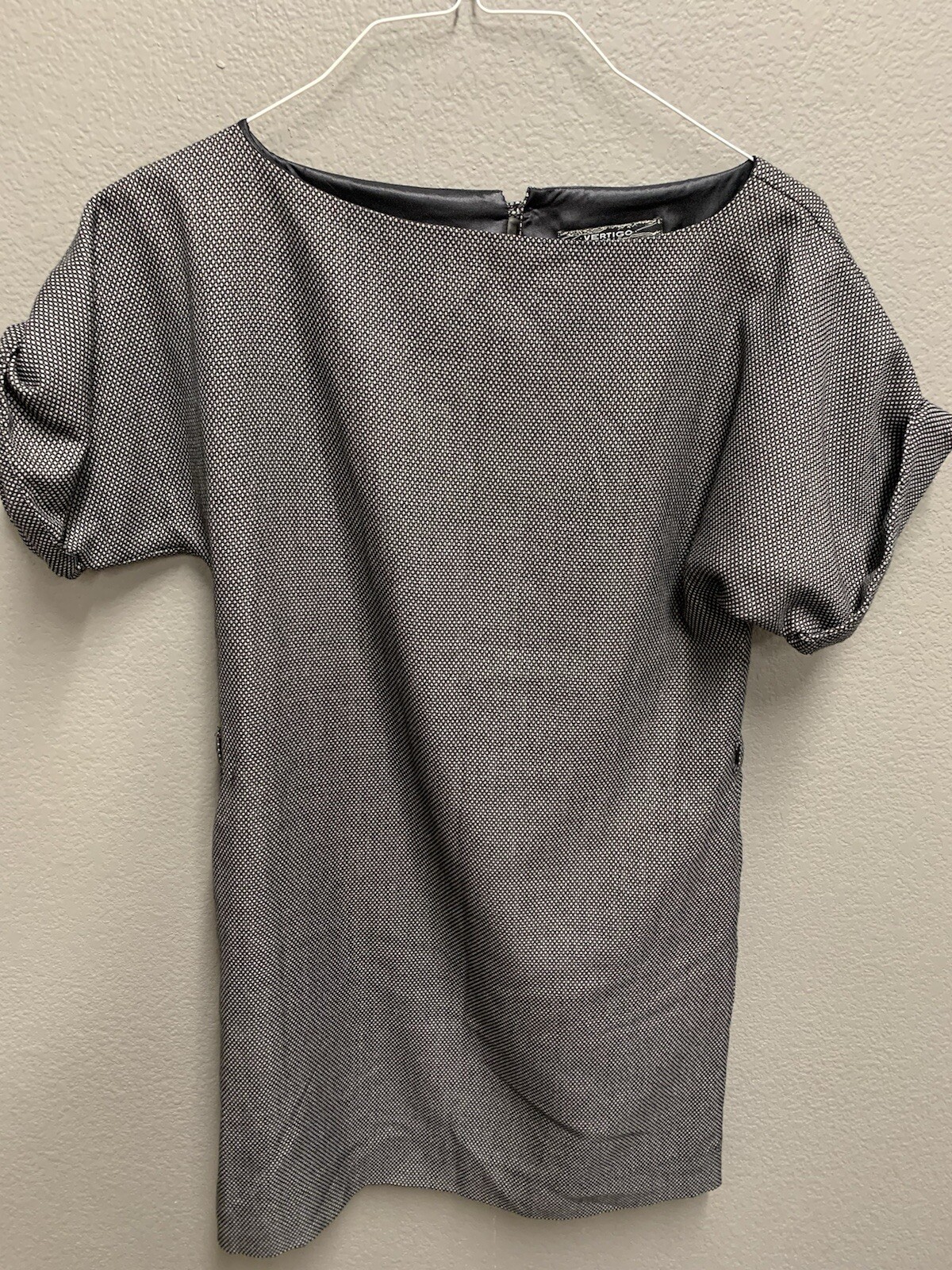 Vertigo Paris Women’s Dress Size S Small Grey Gray Sleeve
