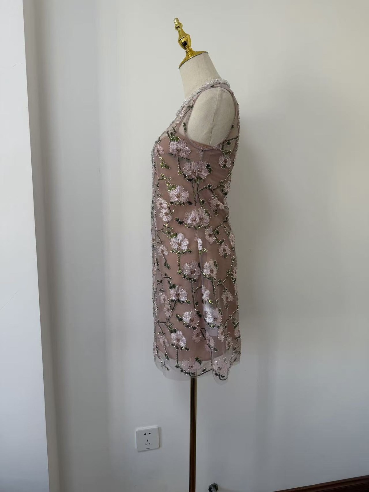Self-Portrait Pink flower embroidery bead decoration sleeveless dress short skir