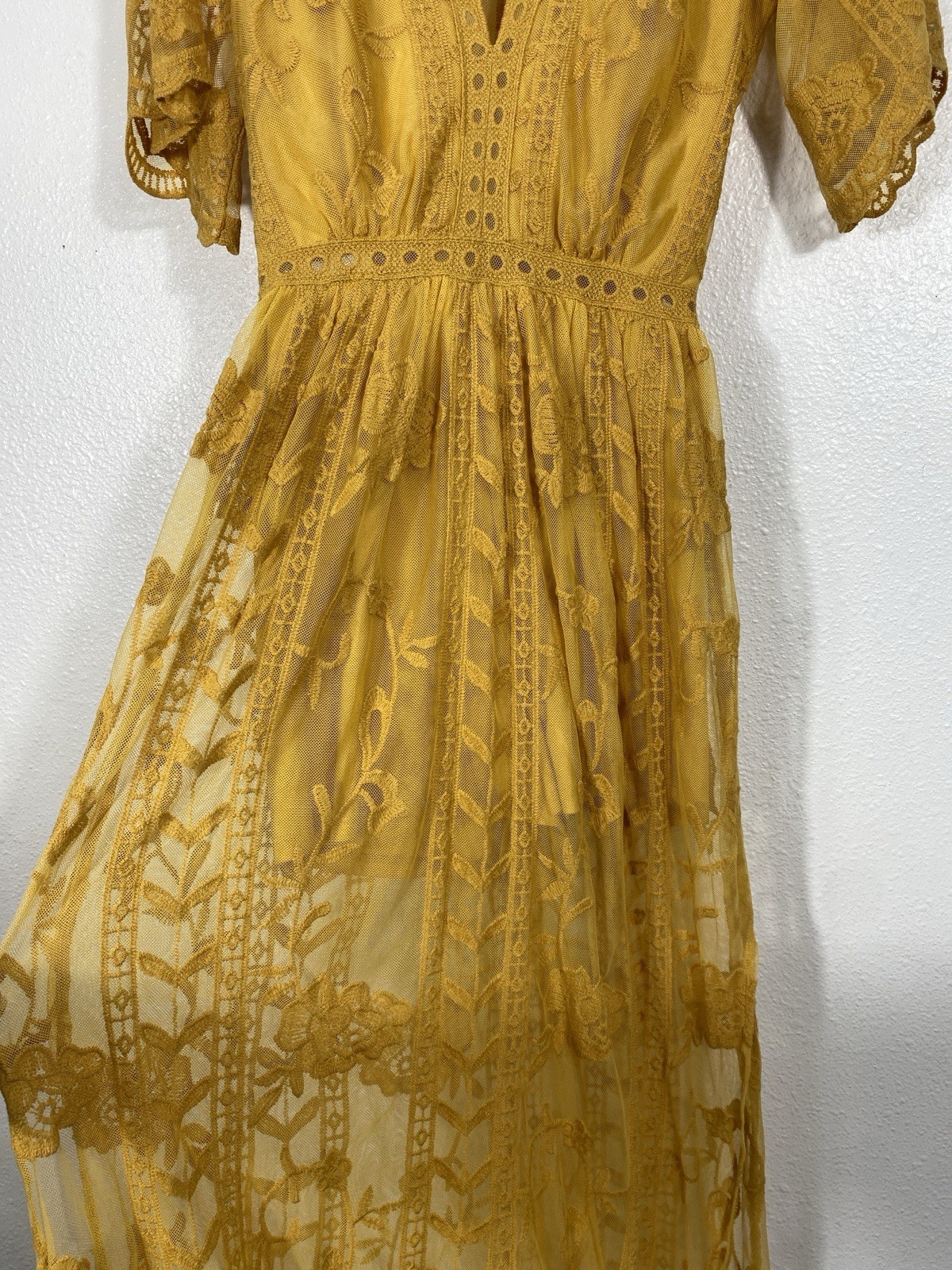 Socialite mustard embroidered lace plunge maxi dress Size Xs 100% Nylon & Cotton
