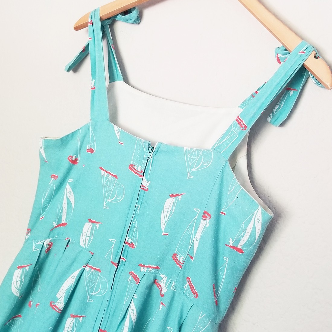 ModCloth Knitted Dove Mint Blue Retro Sailboat Print Dress Size M 100% Cotton