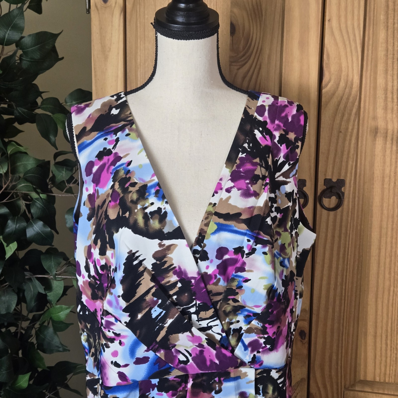 SOHO Apparel Dress 16 Womens Multicolor Abstract Faux Wrap Sleevless Lined