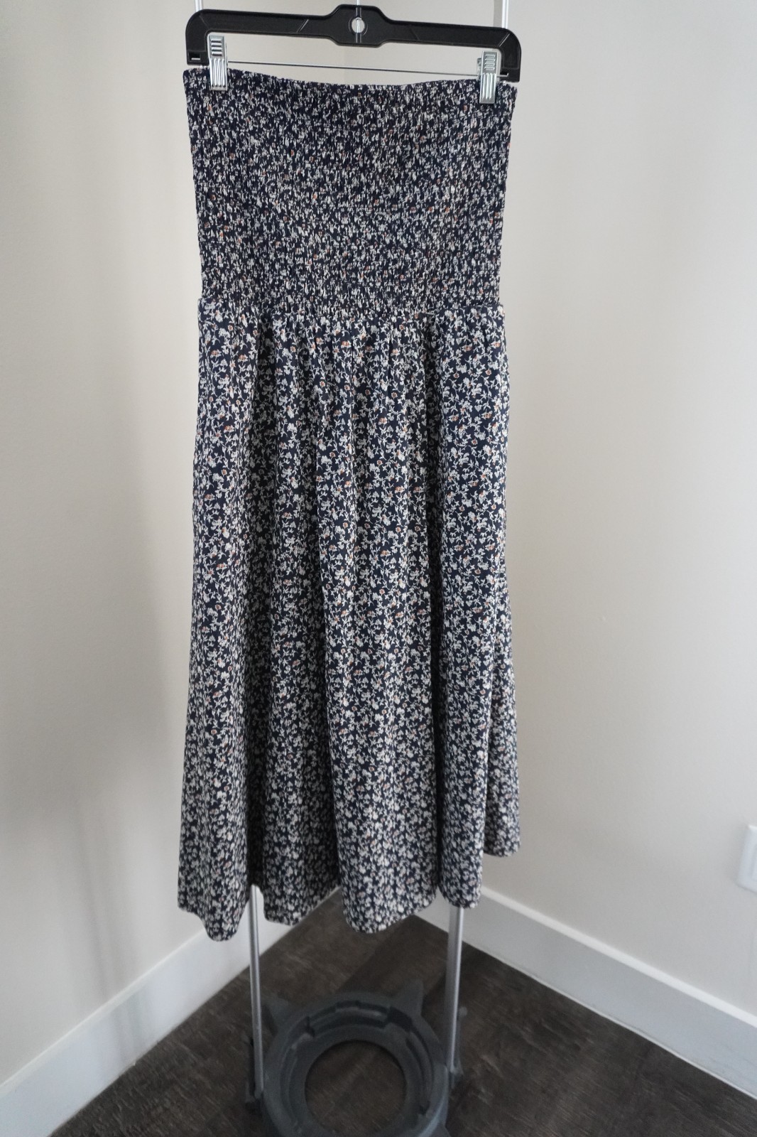 Veronica Beard Midi Dress Corneila Floral Smocked Strapless Cotton Size Medium