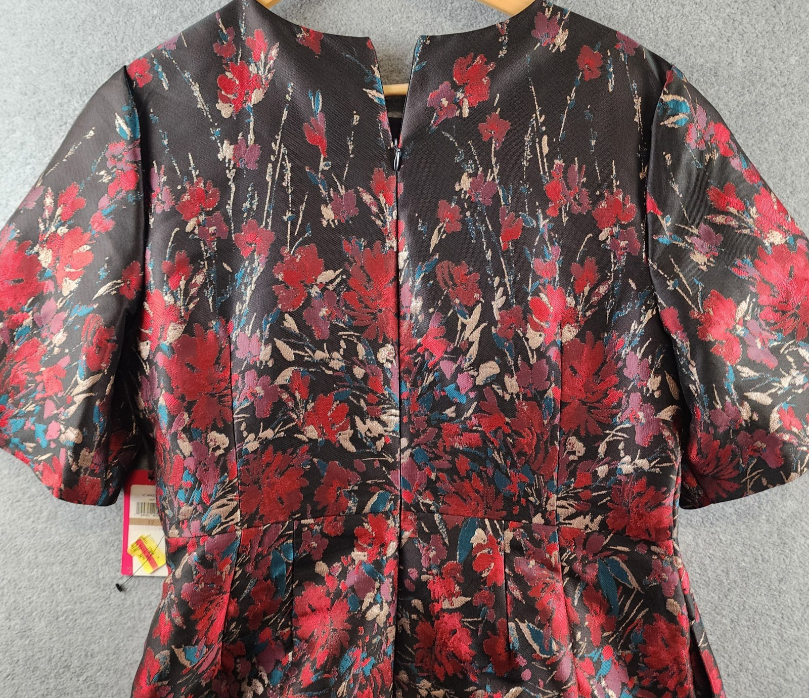 Vince Camuto Floral Jacquard Short-Sleeve Dress Women’s 12 Red Multi Back Zip