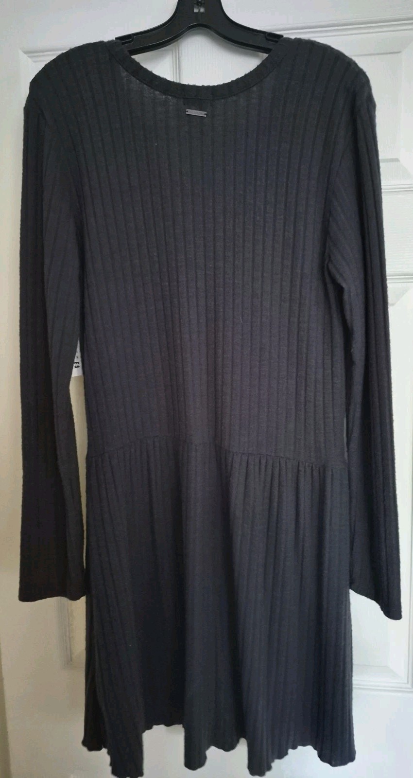 Billabong gray long sleeve babydoll sweater knit dress Size LARGE NWT $59.95
