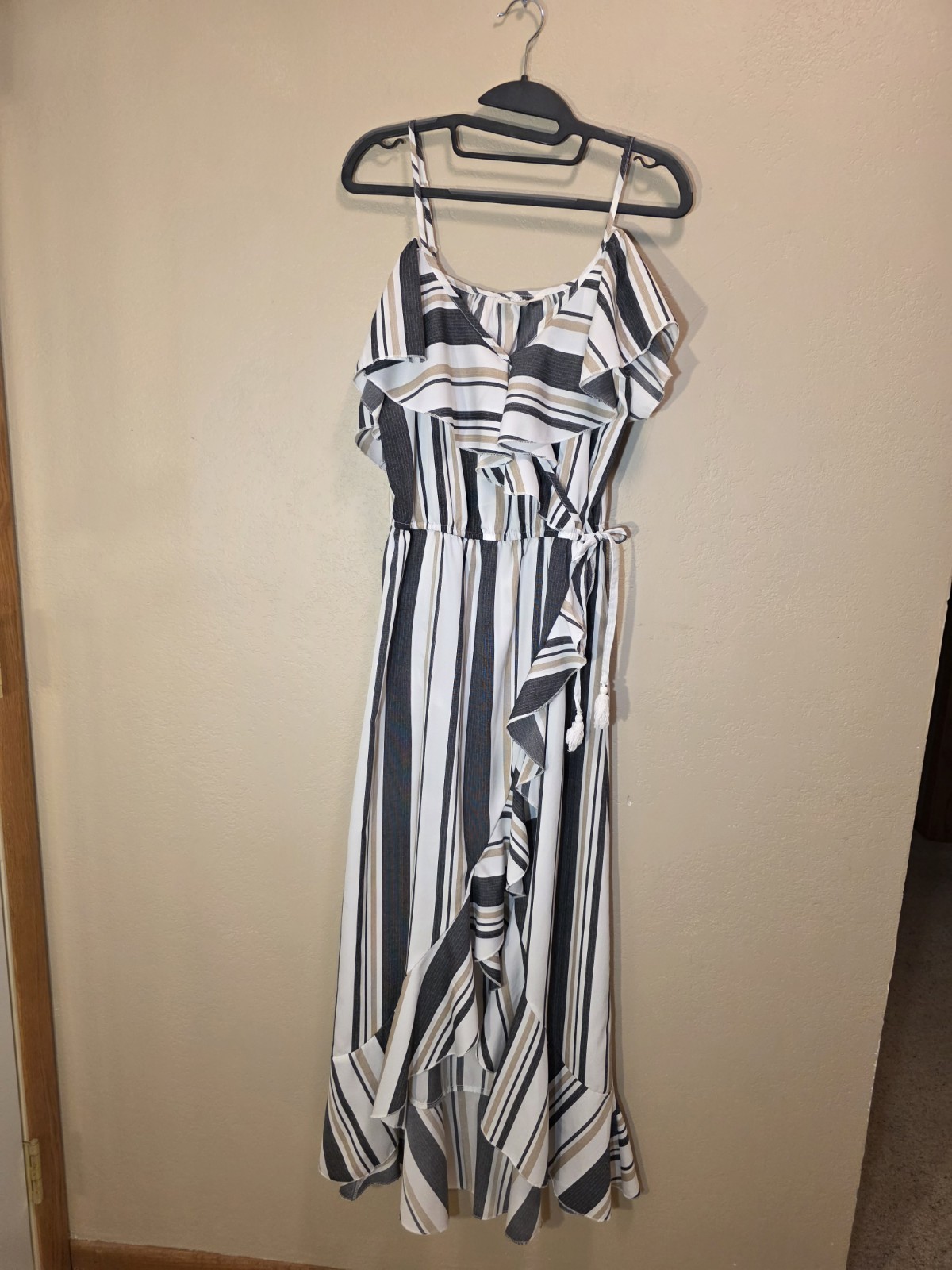Hint of Blush Striped Ruffle Maxi Wrap Dress Size M White Black Beige V-Neck