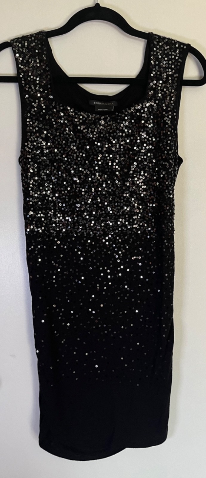 Simple & Sexy Little Black Sequin Side Rouched BCBG Dress Sz M Night Out Beach