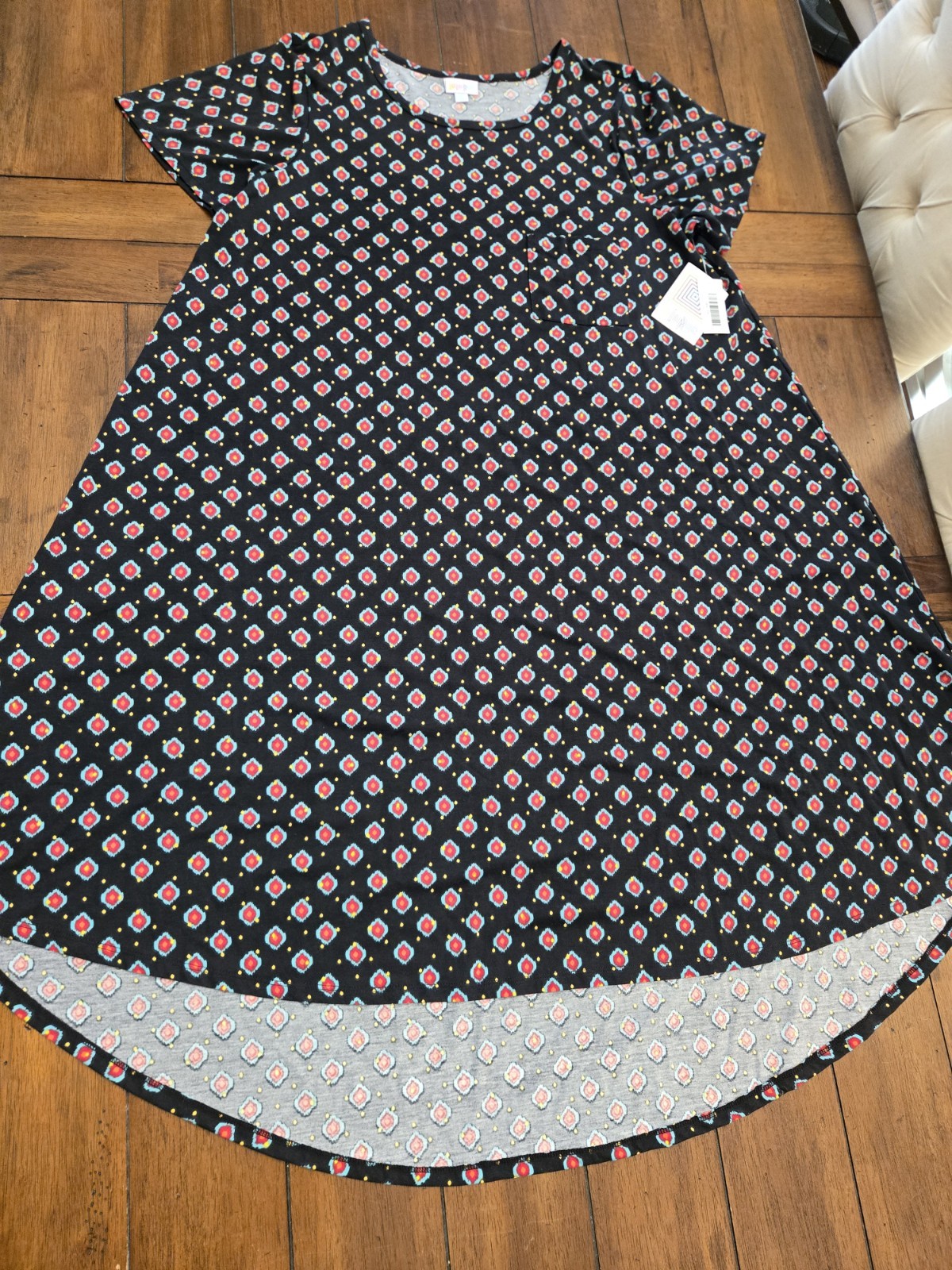 LuLaRoe Women’s Short Sleeve Dress Carly Size 2XL NWT