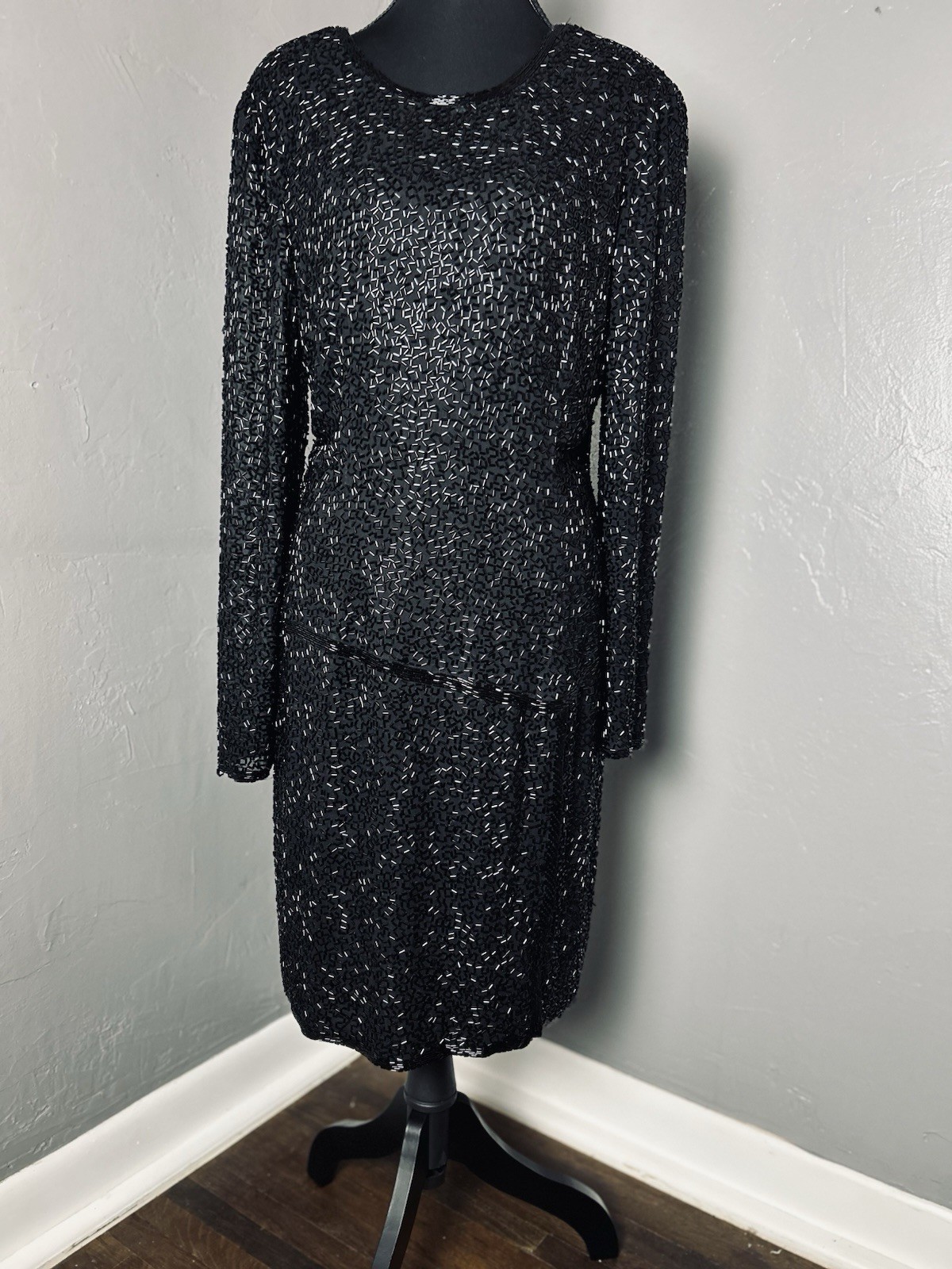 Blacktie Oleg Cassini Black Beaded Dress 100% Silk Size 10. Holiday party event