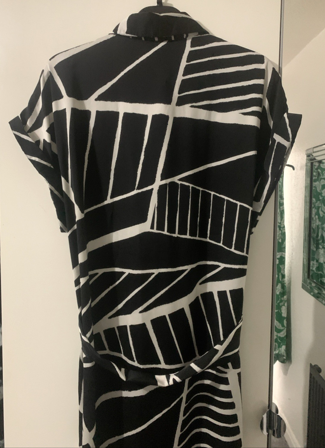New Look Size 12 Pit To Pit 20in Black/White Belted Side Spilts Shirt Dress VGC