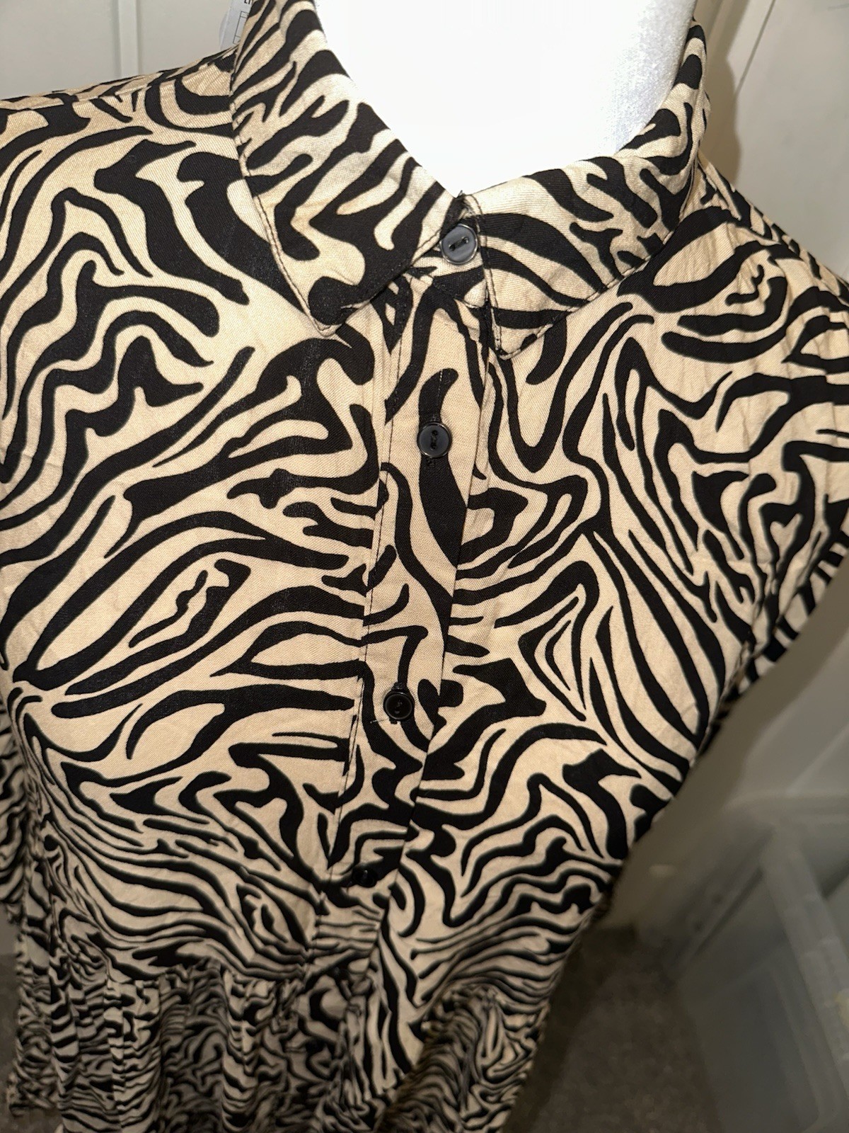 Stradivarius shirt dress size small BNWT zebra print brown black Long Sleeve
