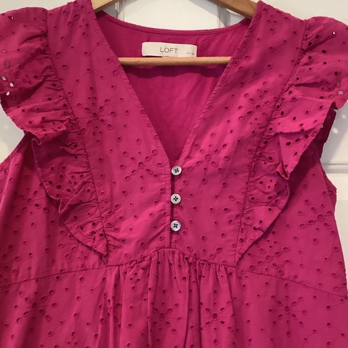 LOFT Sundress Raspberry Pink Eyelet Flutter Sleeve Babydoll Mini Dress – XS/P