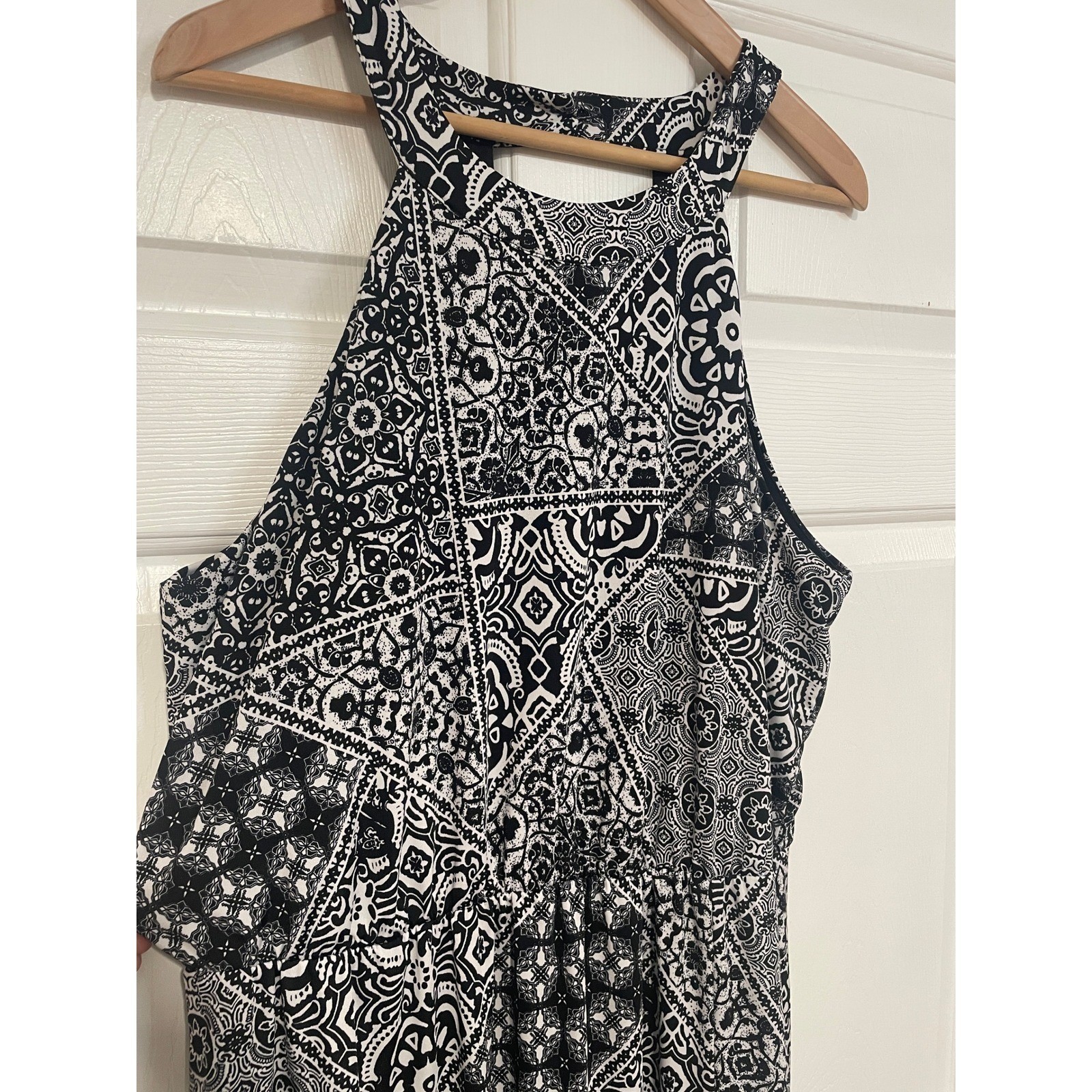 Trixxi Stretch Maxi Dress Halter Neck Sleeveless Black White Graphic Print 1X
