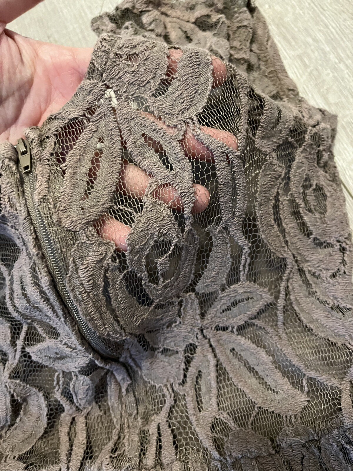 Bella D Taupe Lace Dress Size Small