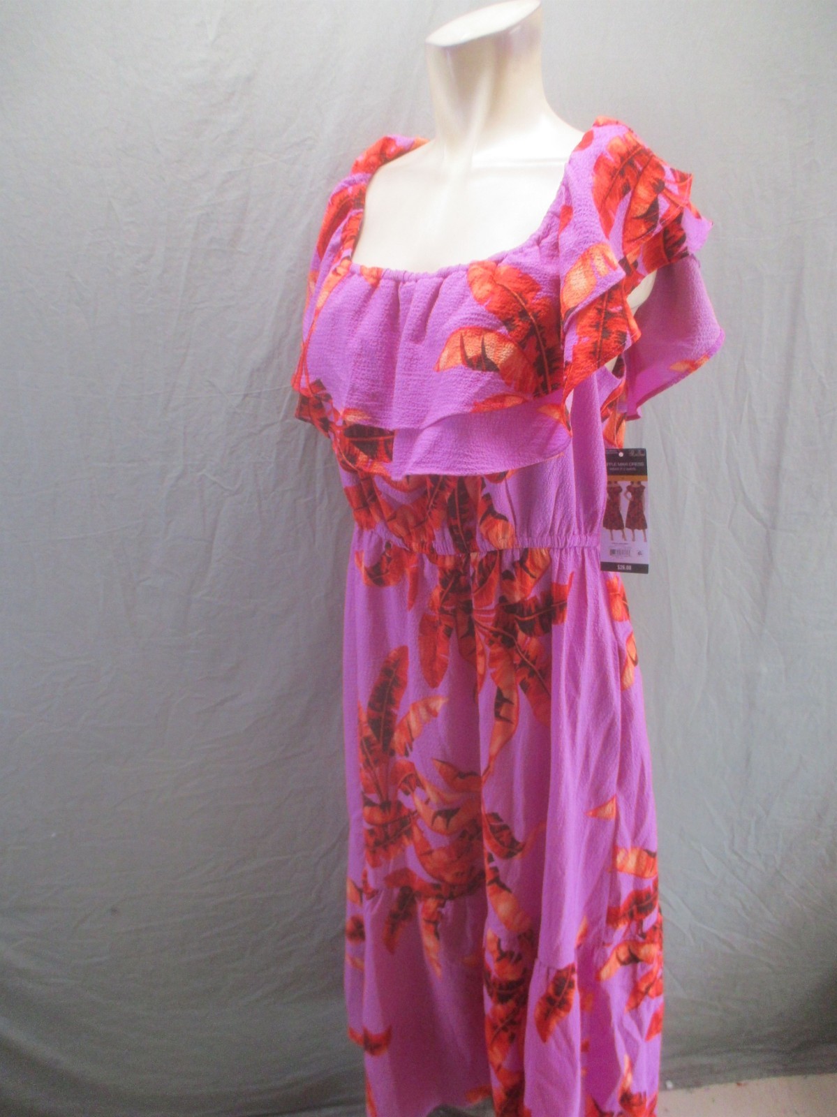 NWT Sofia Vergara Size L Womens Multicolor Floral Ruffle Front Long Dress 873