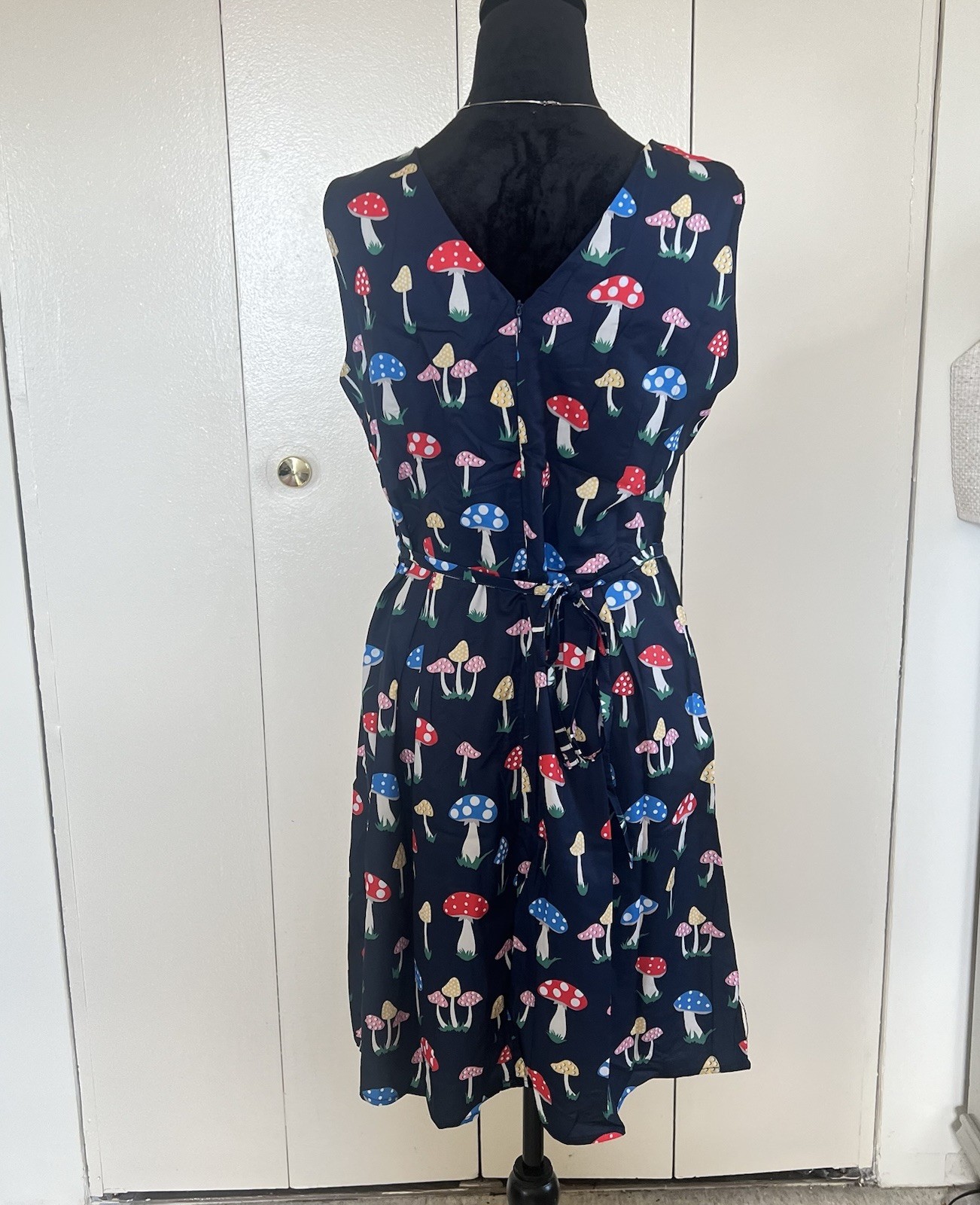 SM Wardrobe NY Navy Blue Sleeveless Mushroom Print Dress Size Small NEW!