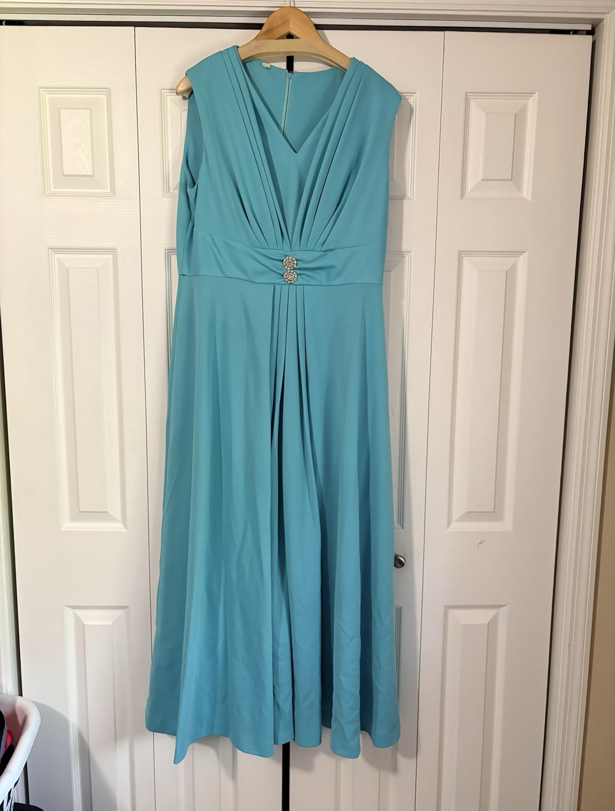 Women Blue Solid V-Neck Sleeveless Maxi Dress Beaded Pleated Zip L/XL