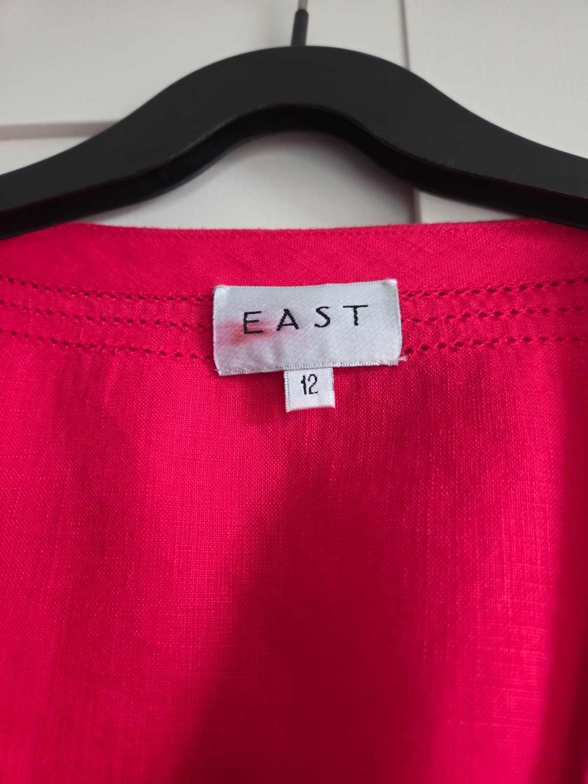 East red linen button front v neck mid length tunic/top size 12 worn once