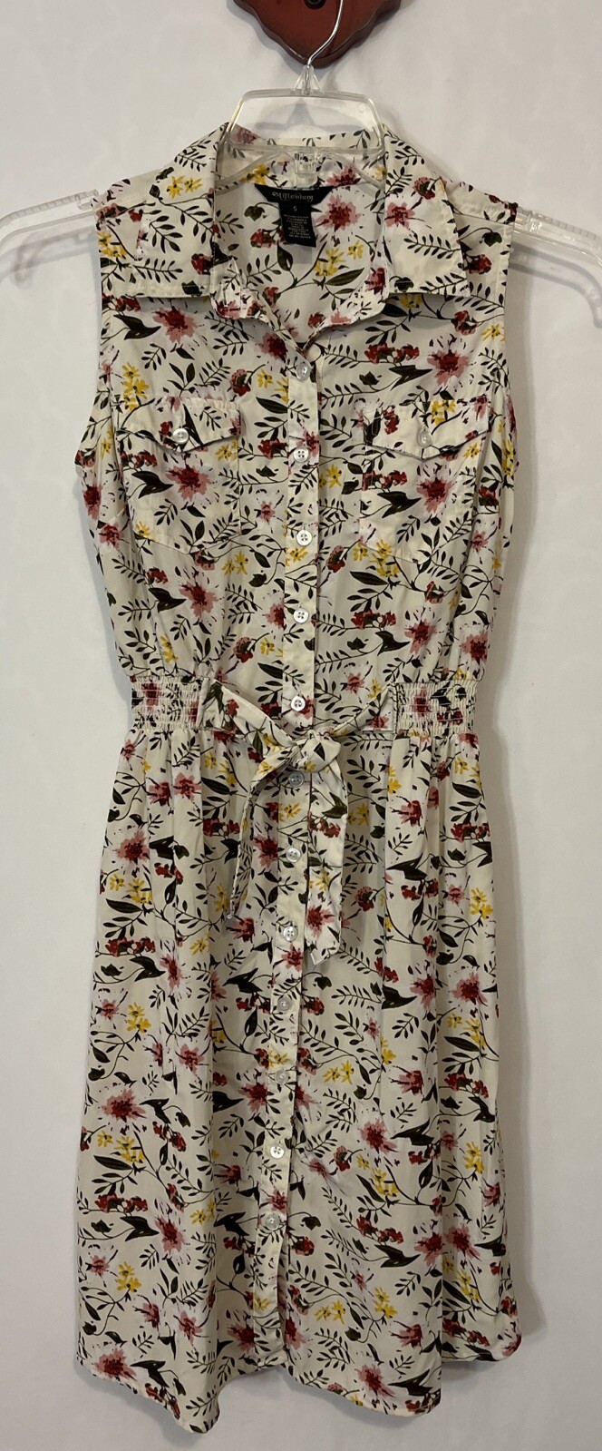 Millenium Womens Small Ivory Floral Button-Up Sleeveless Knee-Length Dress A4388