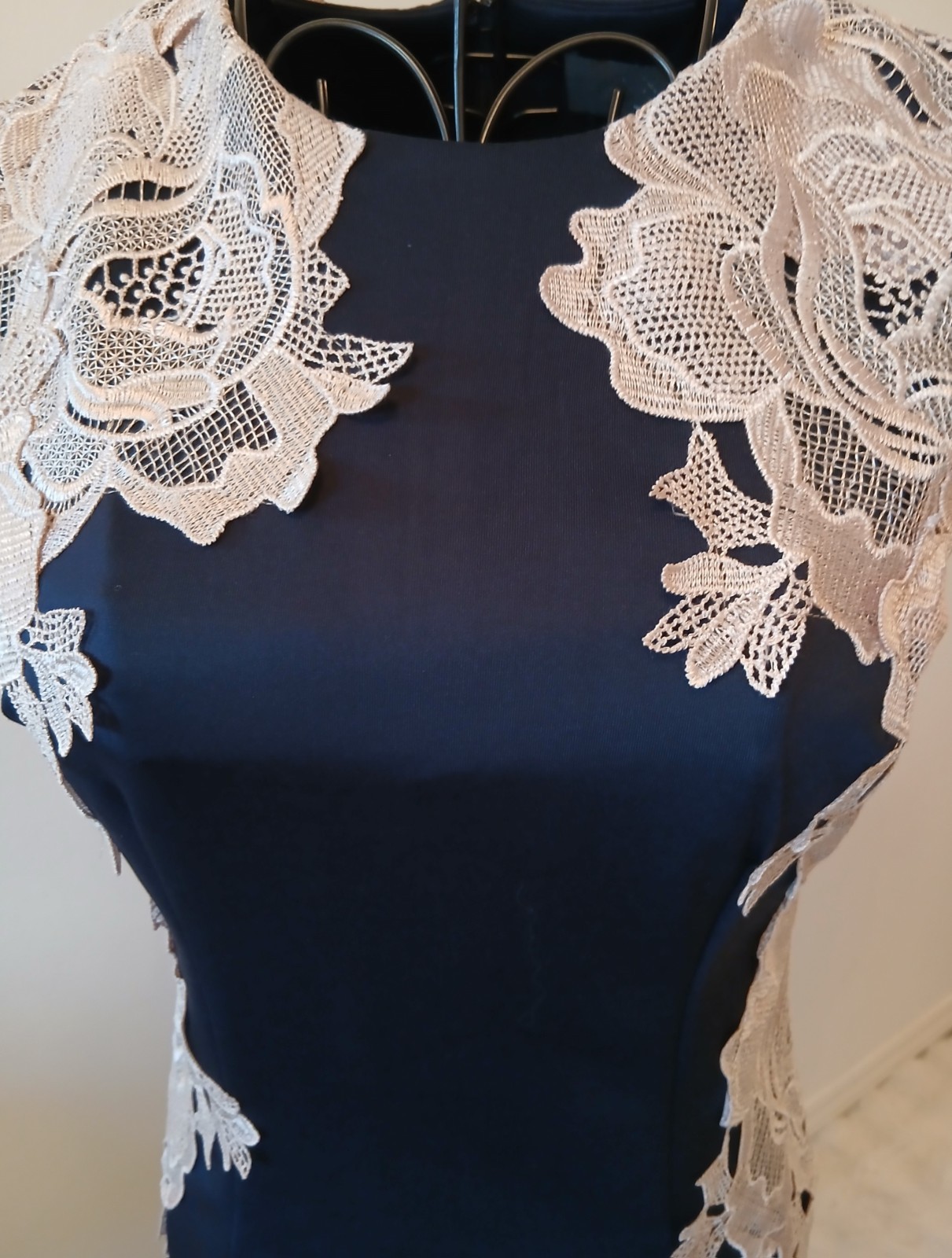💫AX Paris Navy Bodycon Dress with Lace Appliqué Brand New UK Size 10💫