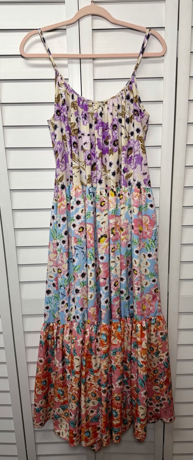 Floral Spaghetti Strap Boho Chic Tiered Oversized Maxi Dress Women’s Size Small
