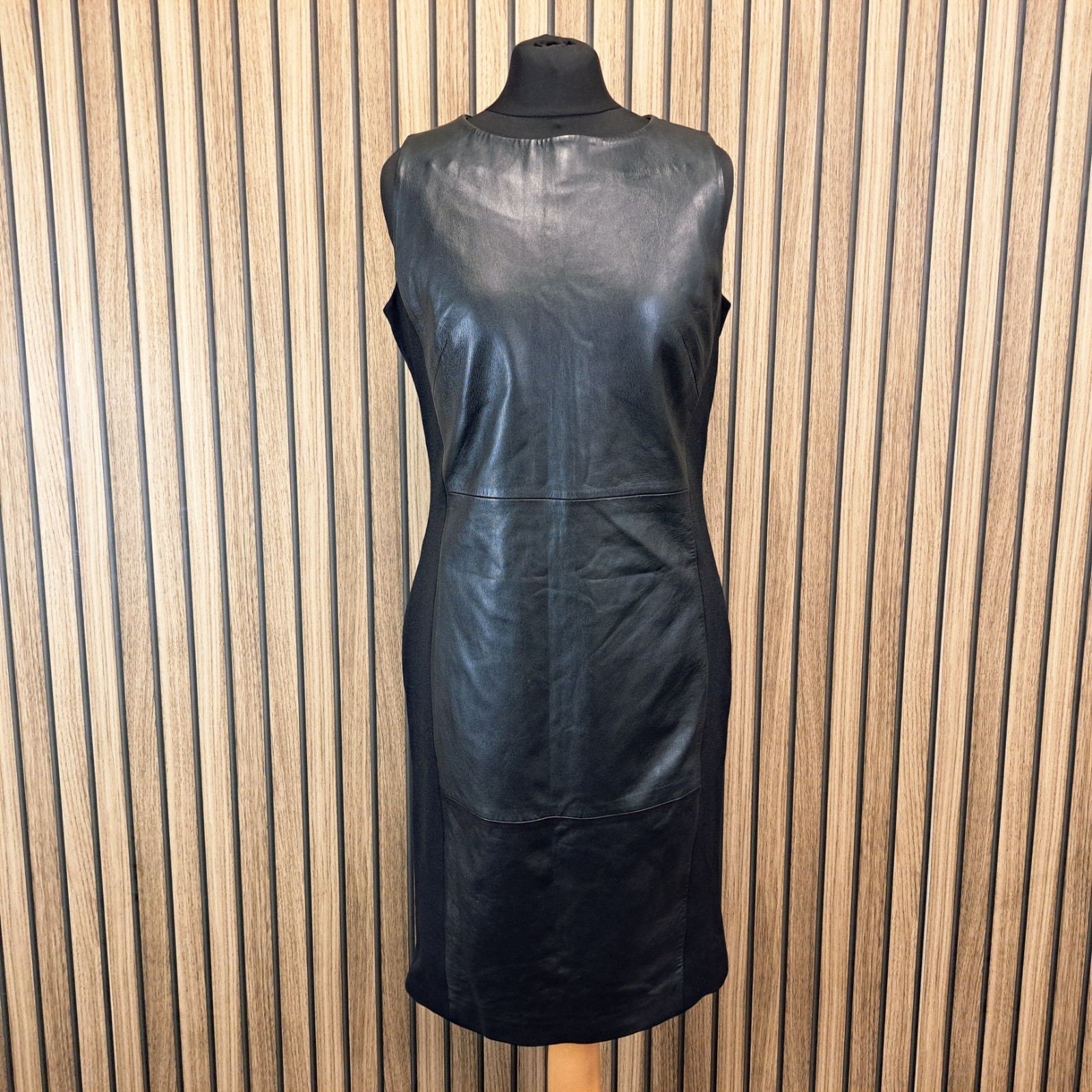 Autograph Genuine Leather Dress Soft Black 14 Straight Below Knee Silhouette