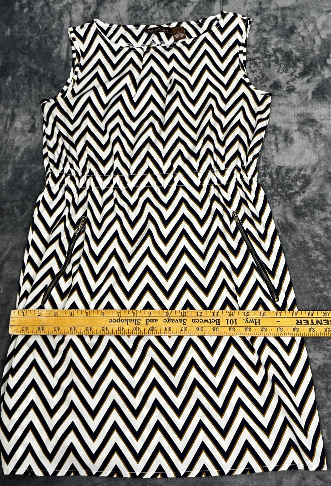 Speed Control NY Lightweight Graphic Dress Sleeveless Zip Slash Pockets MEDIUM