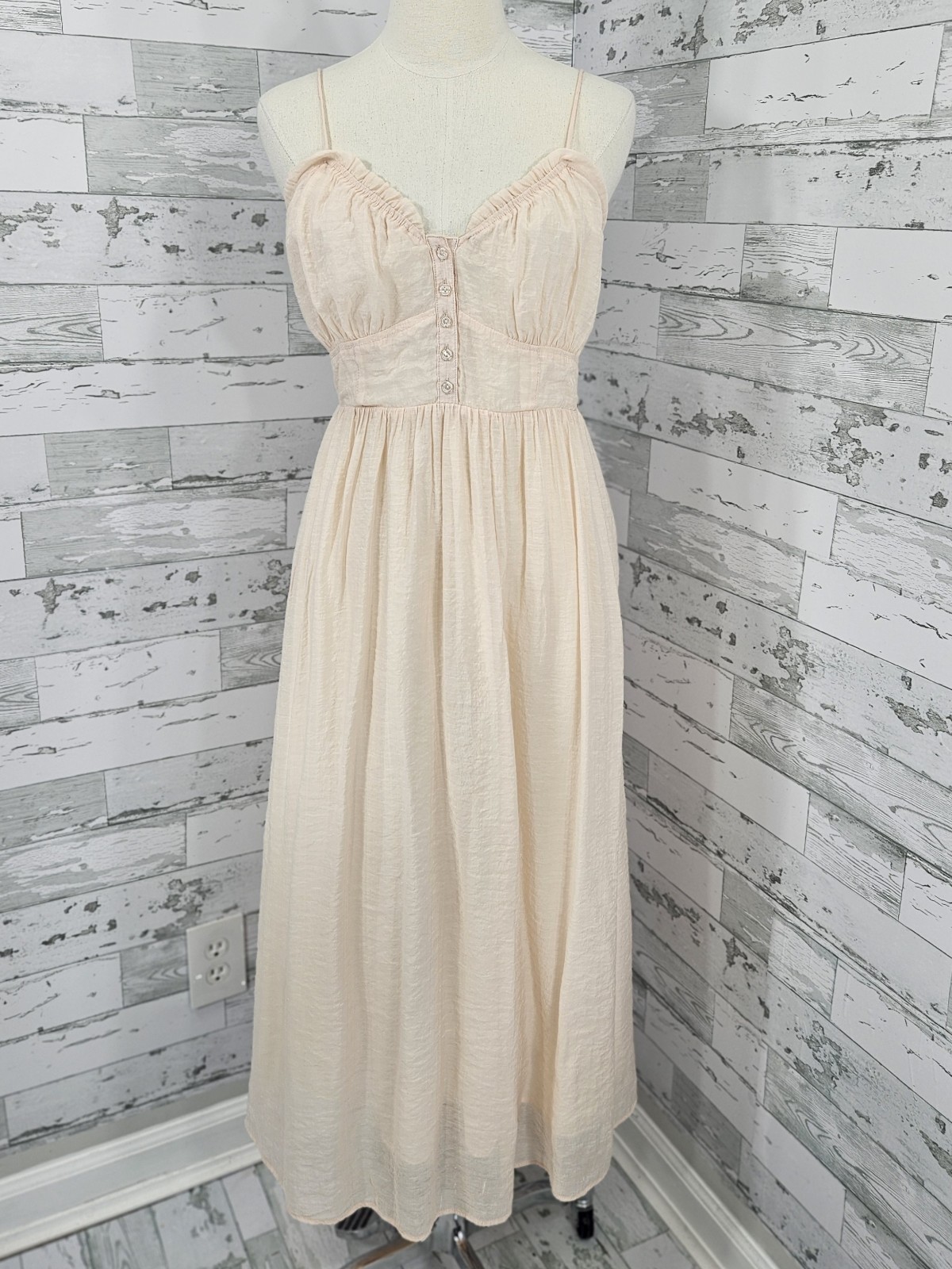 H & M Womens 12 Sleeveless Ruffle Midi Dress Gathered Waist Cream Peach