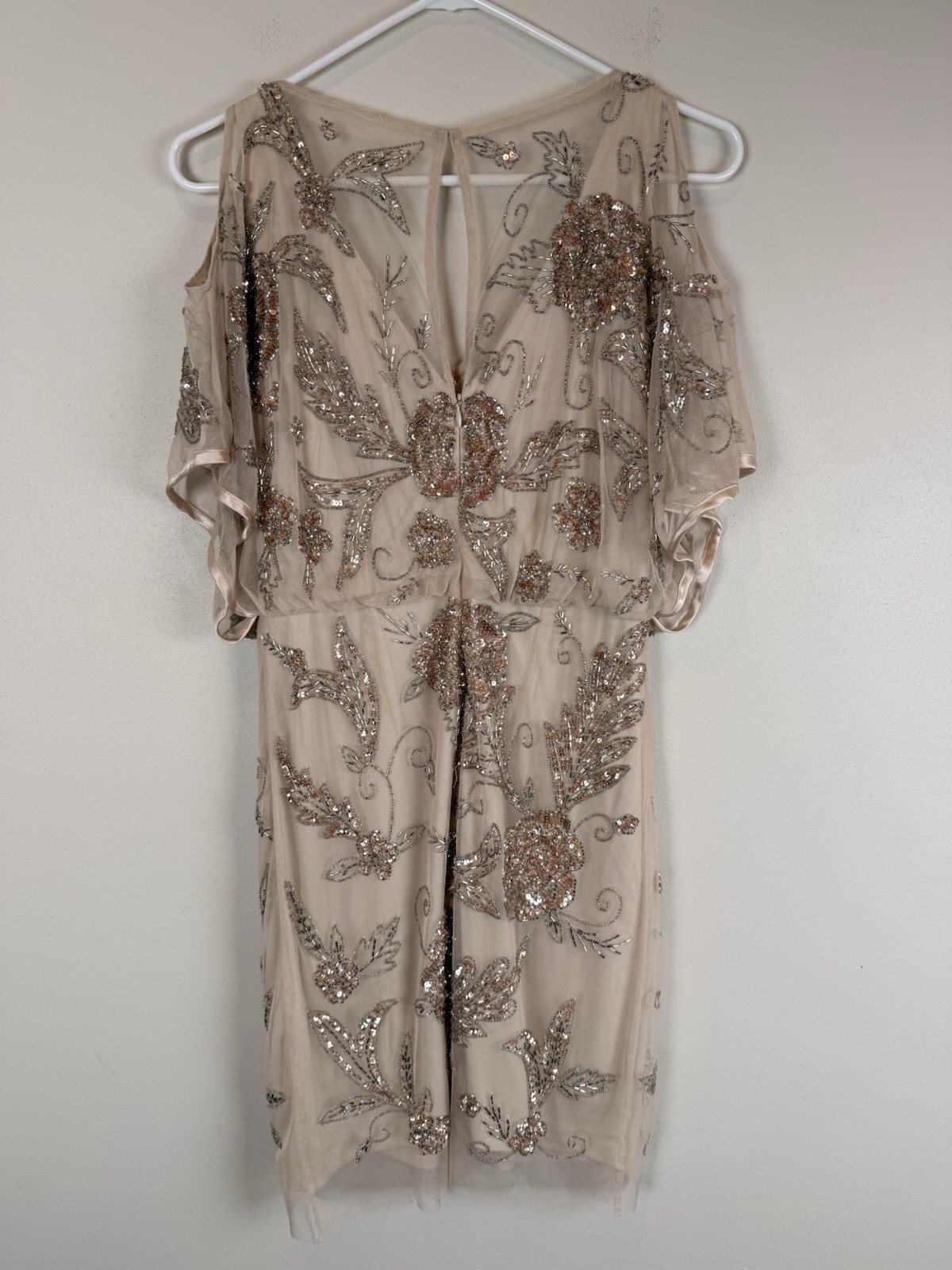 Aidan Mattox Beaded Sequin V-Neckline Blouson Mini Dress Silver Gold Sz 6