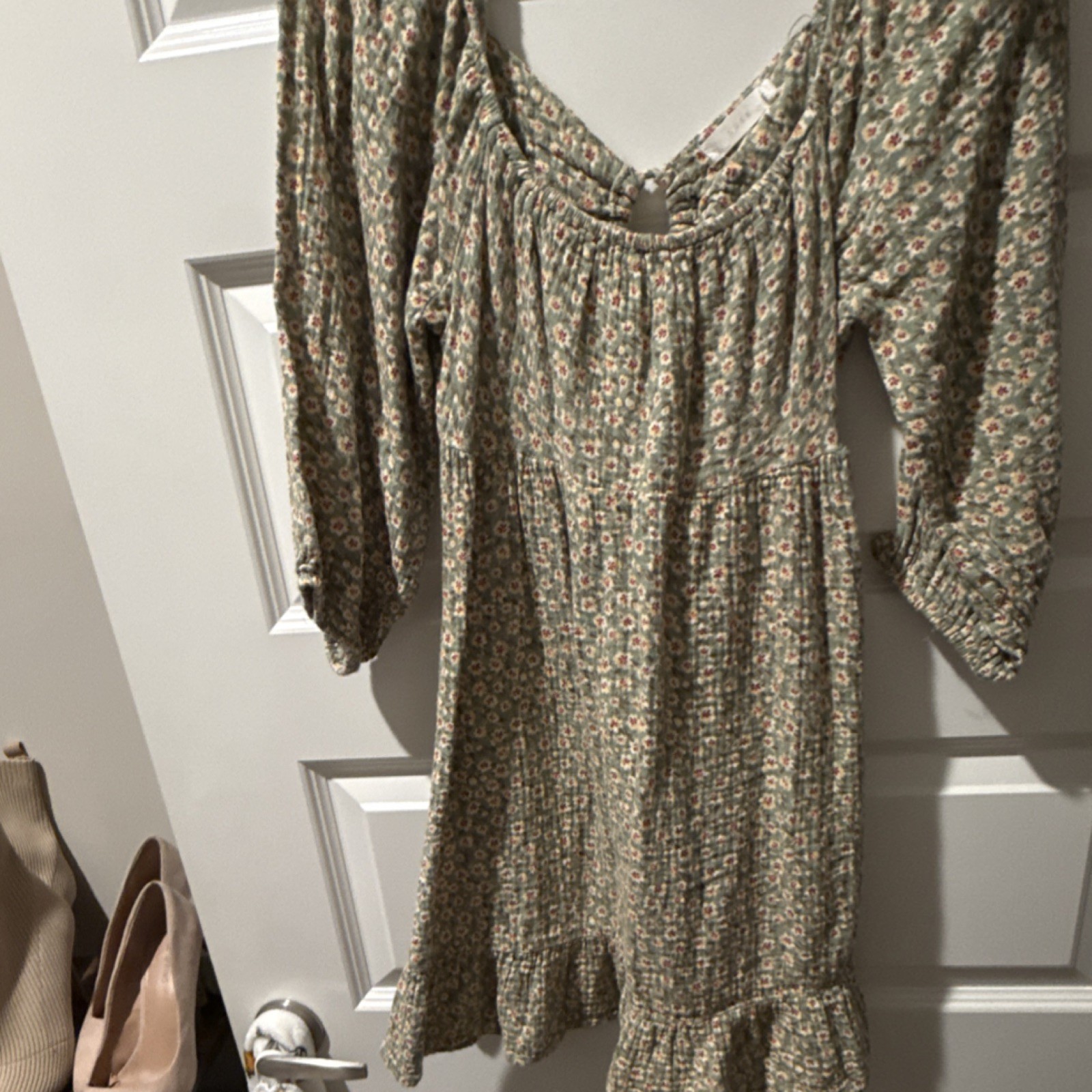 Lush Green Floral Mini Dress L Smocked Waist Scoop Neck 3/4 Puff Ruffle