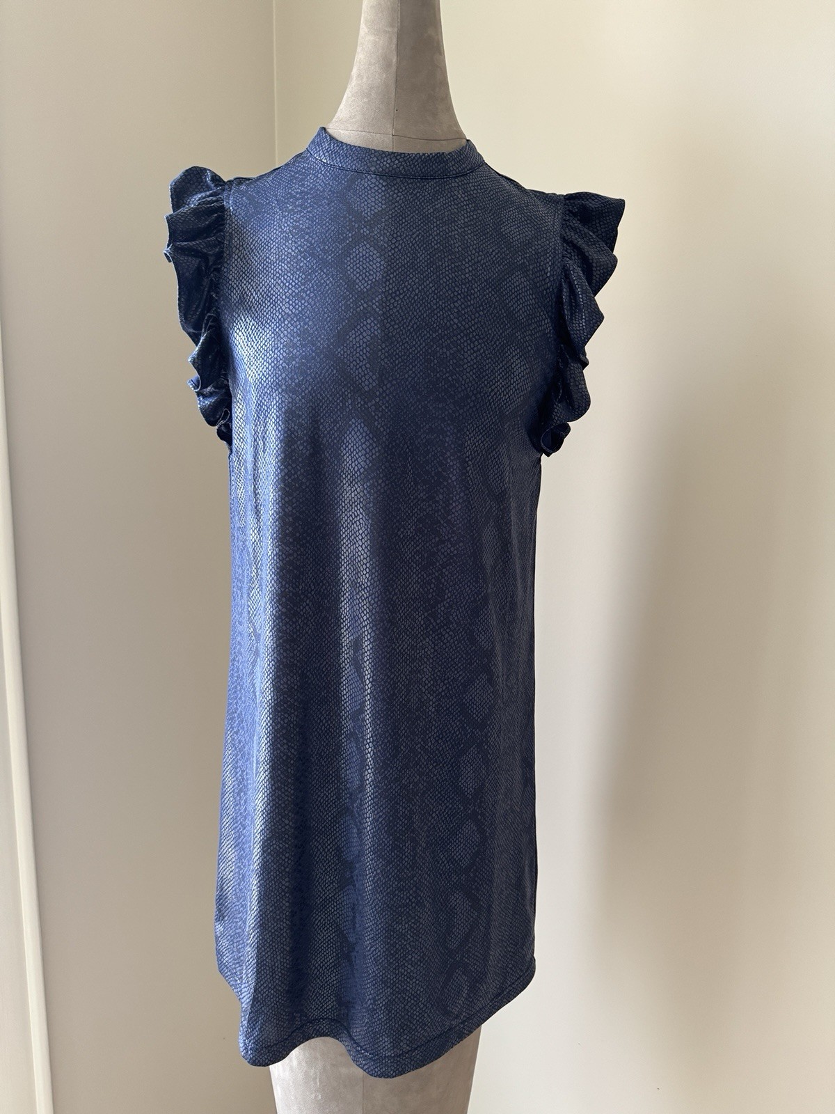 Pants Store Women’s Blue Snakeskin Print Ruffle Sleeve Dress Size Small