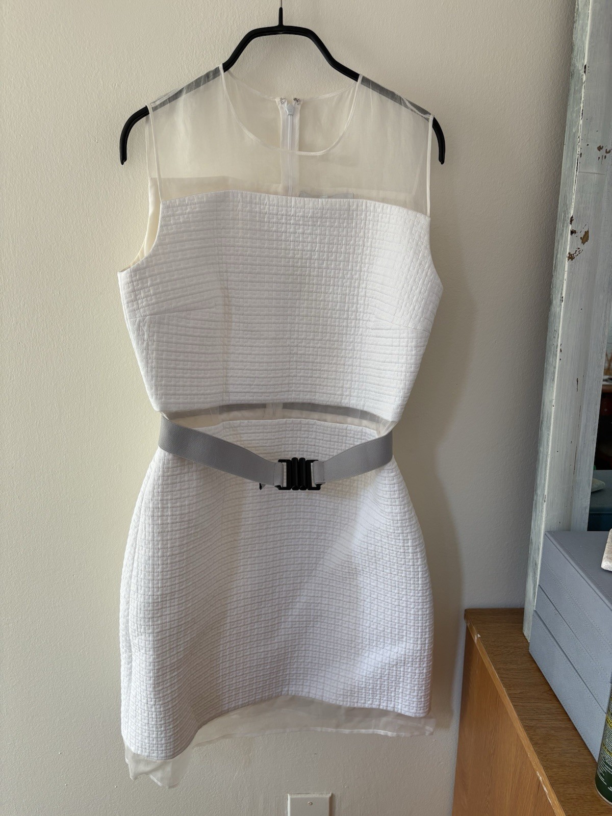 Victoria Victoria Beckham White Sheer Cutout Belted Dress US 6 UK 10 EU 38