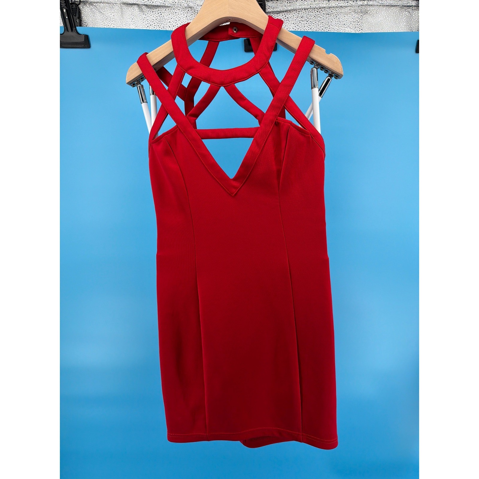 Red Cage Neck Bodycon Mini Dress Geometric Strap V-Neck Sleeveless Clubwear