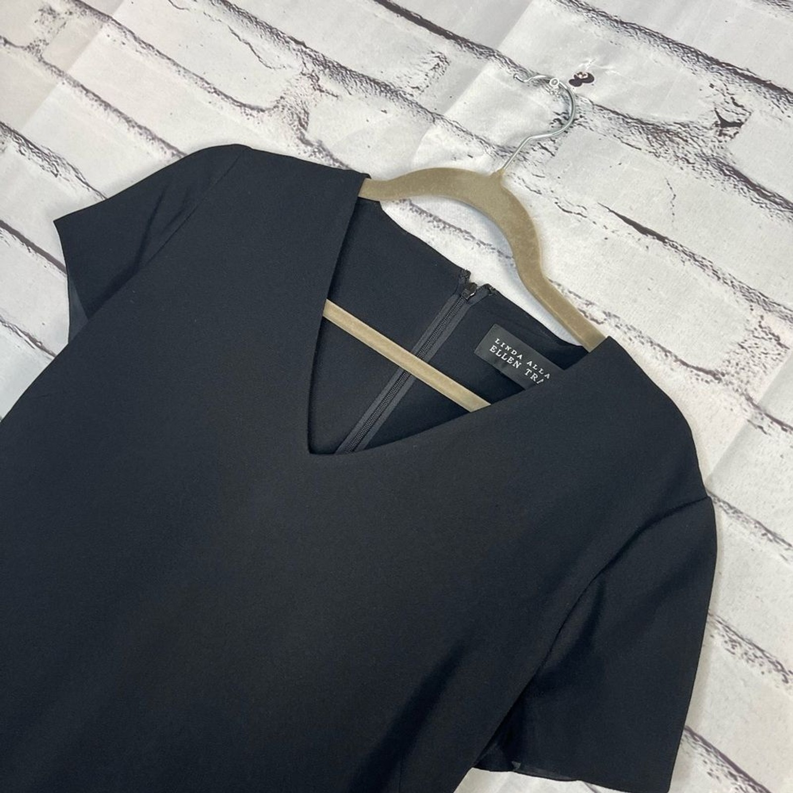 Linda Allard Ellen Tracy Black V-Neck Midi Dress Zip Back Elegant Flowy M Casual