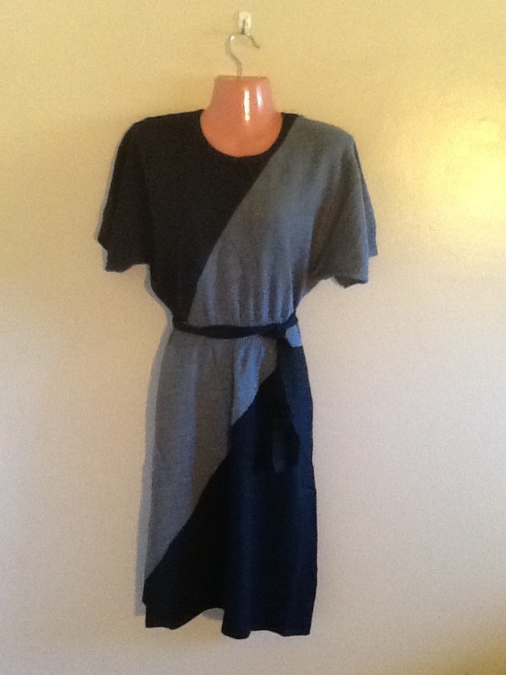 Women’s Black and.Gray Stripped Colorblock Sweater Dress Short Sleeves