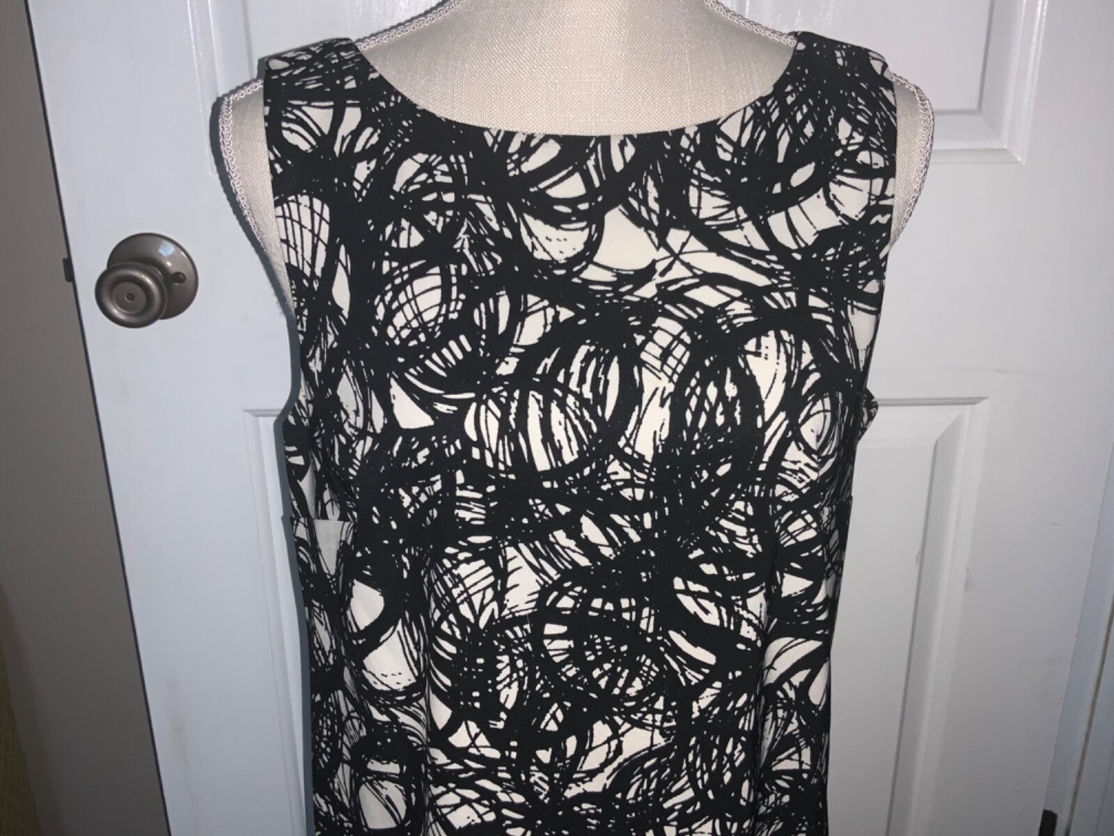 🌸 AB Studio Ladies Black White Polyester Sleeveless Shift Dress Size14 (D20) 🌸