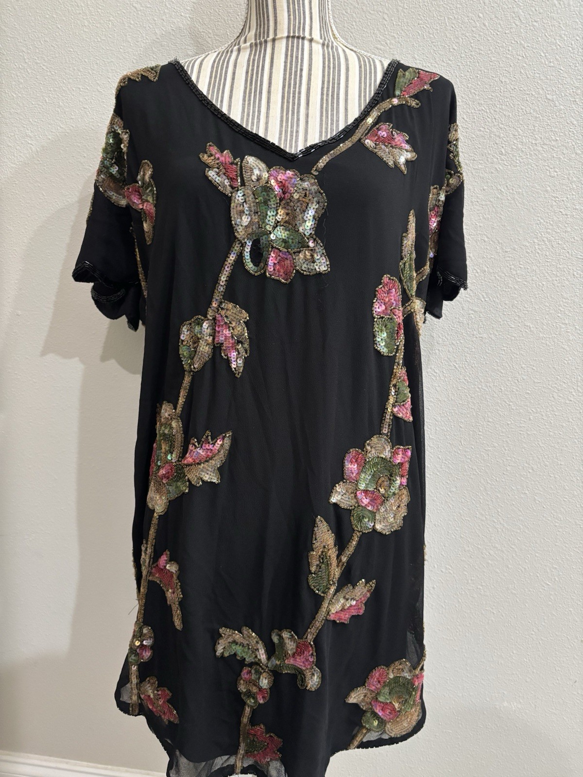 Alberto Makali Black Chiffon Sequin Floral Beaded Tunic Shift Mini Dress Size L
