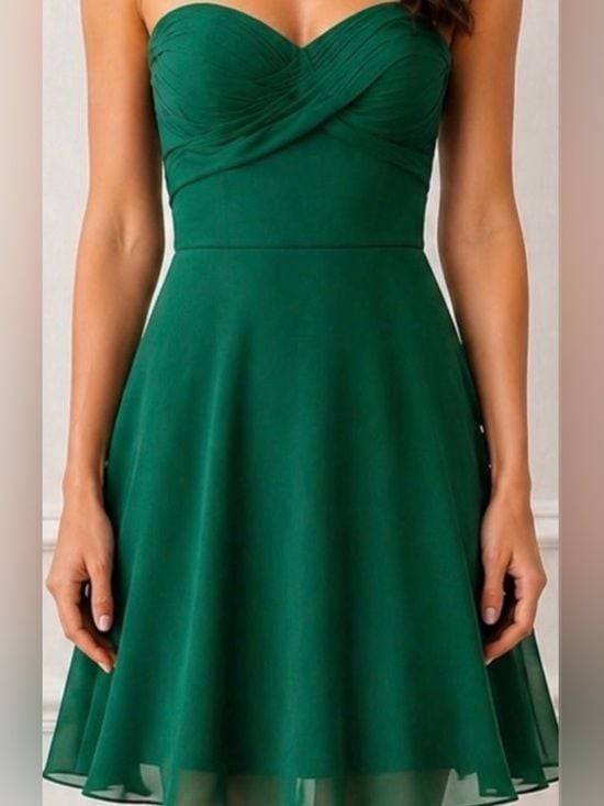 Watters & Watters Emerald Green Strapless Sweetheart Formal Dress Size 4