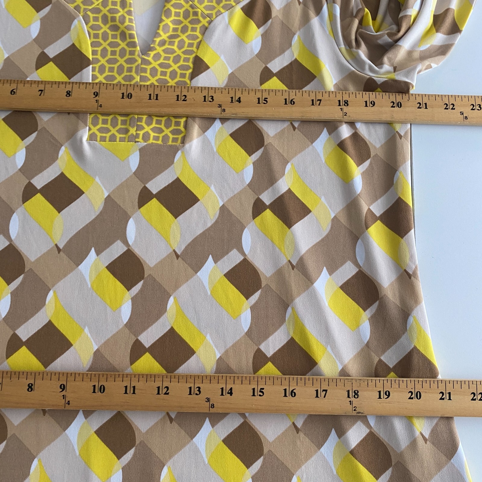 Susan Graver Printed Liquid Knit Split Neck Dress Size Petite Large Pockets