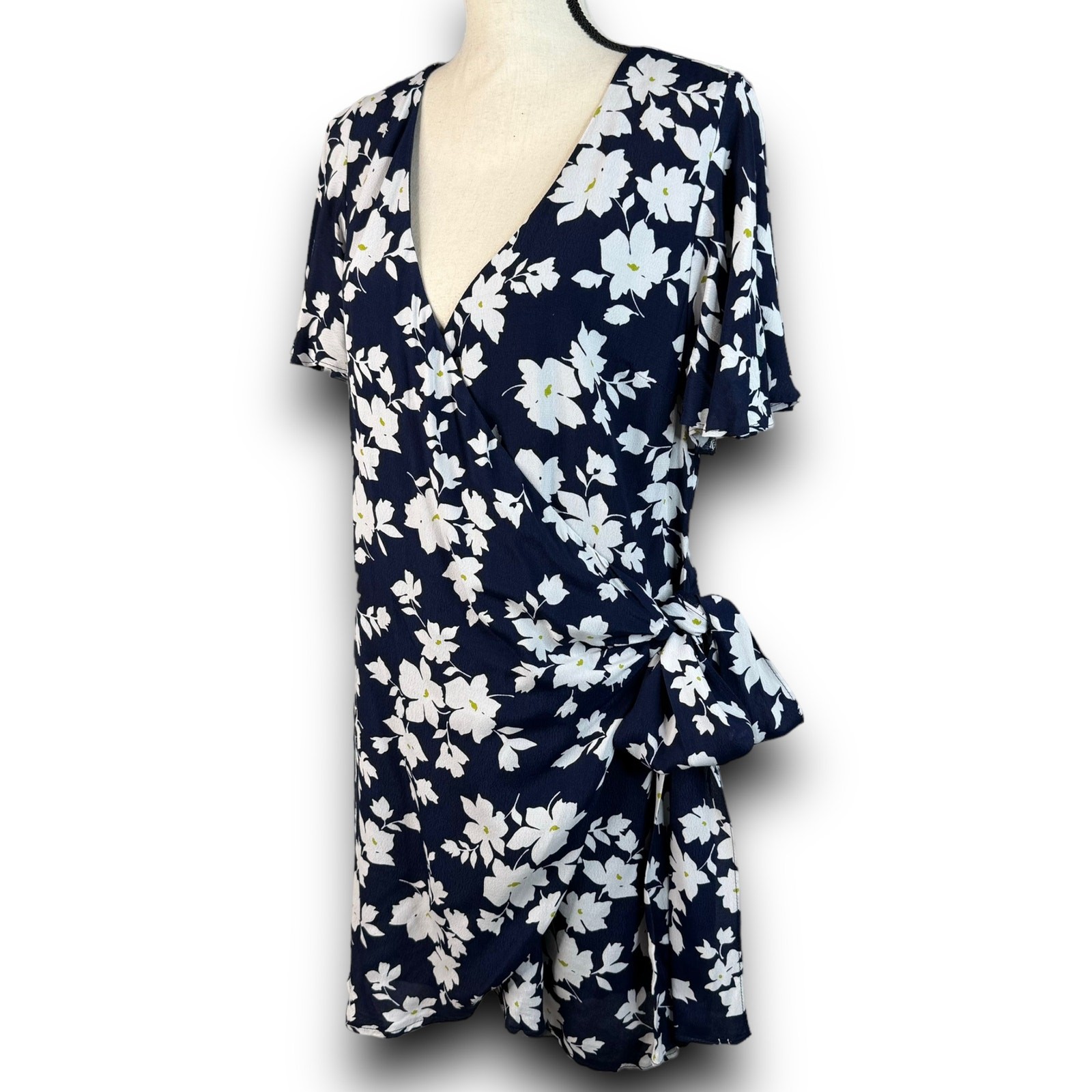 Blue Floral Wrap Mini Dress Vneck Short Sleeve Spring Summer Size Medium