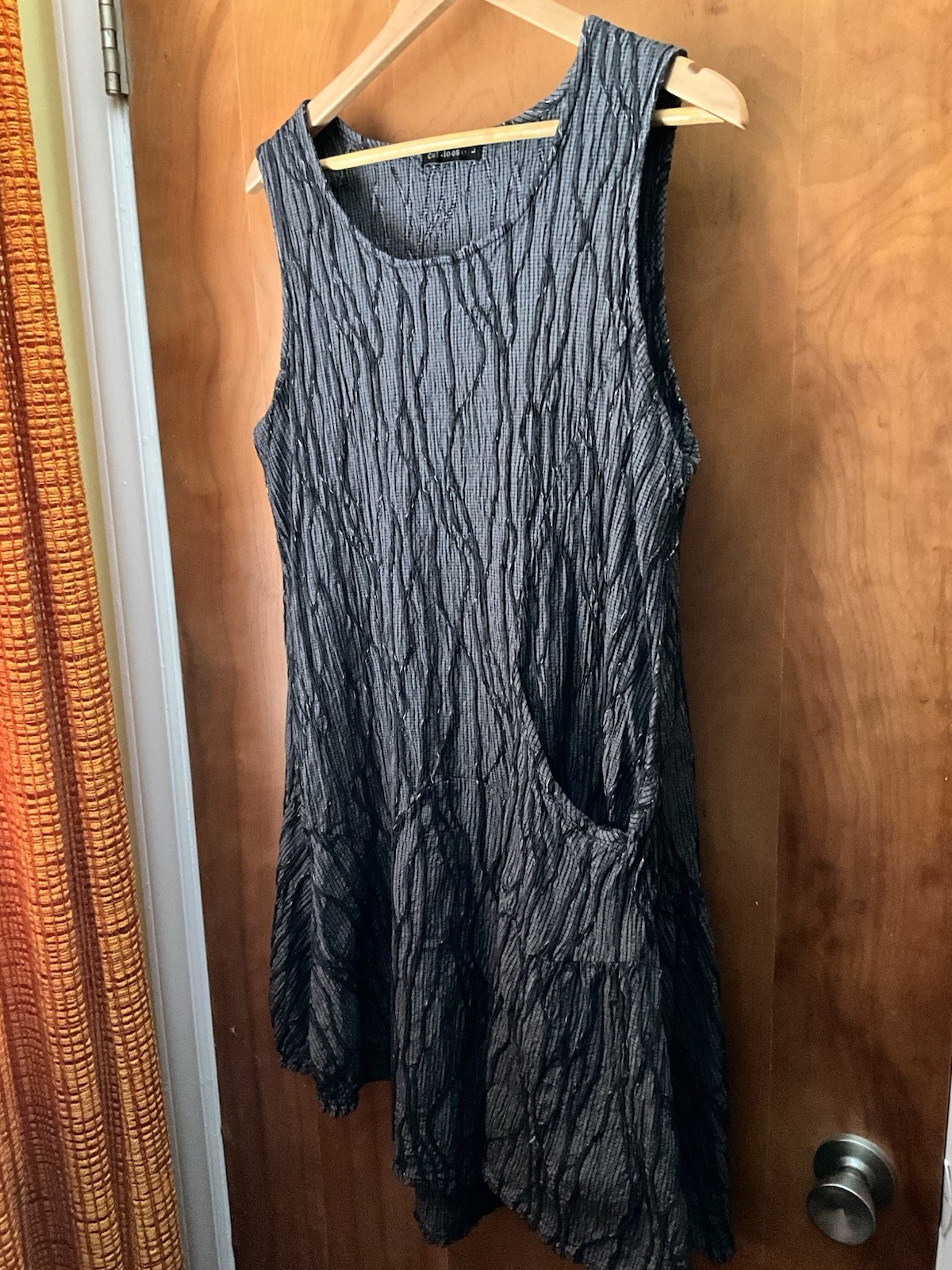 Cut Loose Scoop Neck Sleeveless Black Gray Stripe A-Line Tank Dress Pocket – L