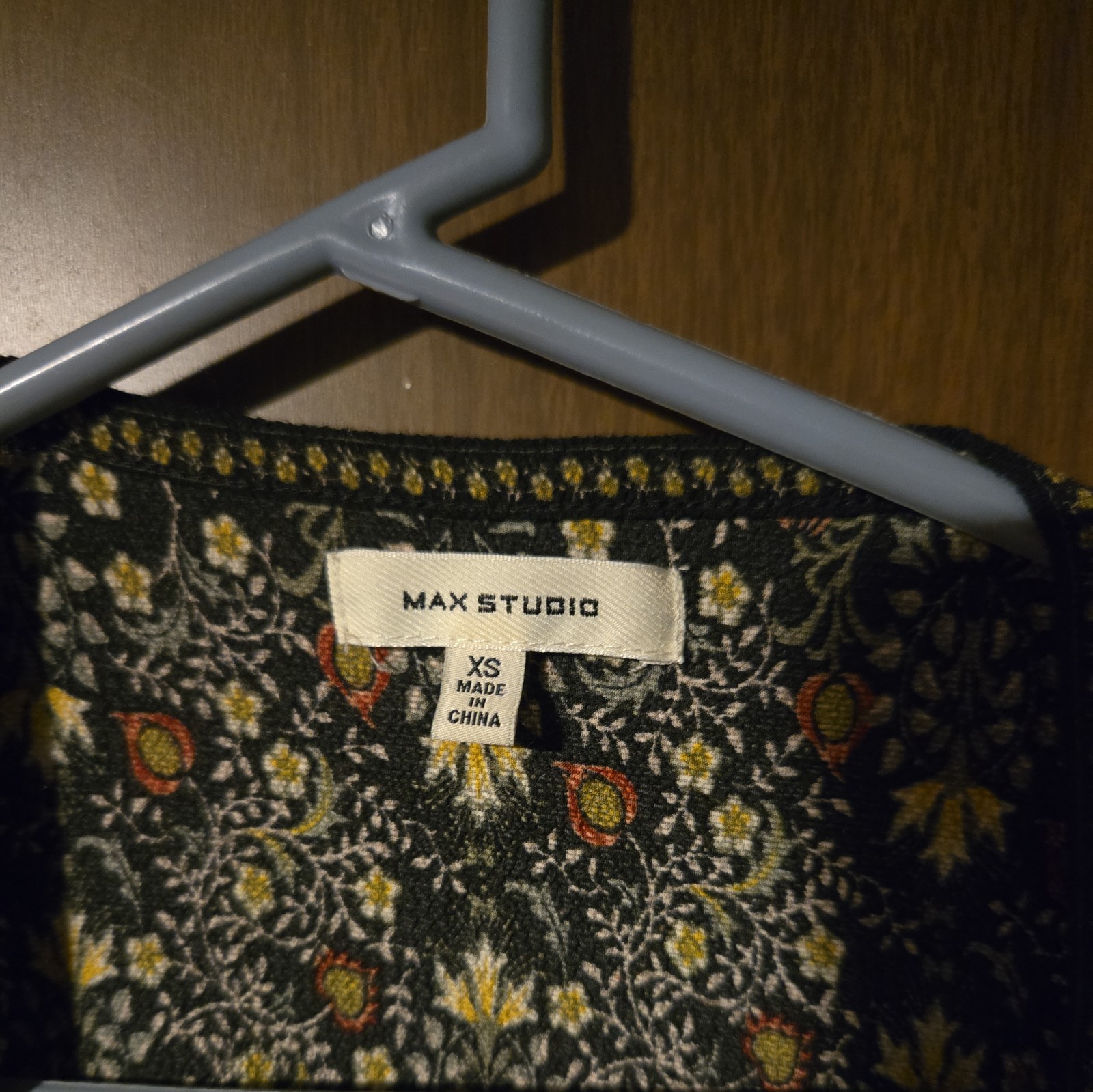 Max Studio Ruffeled Black Floral Short Slv Crepe Wrap Dress Size XS V-Neck