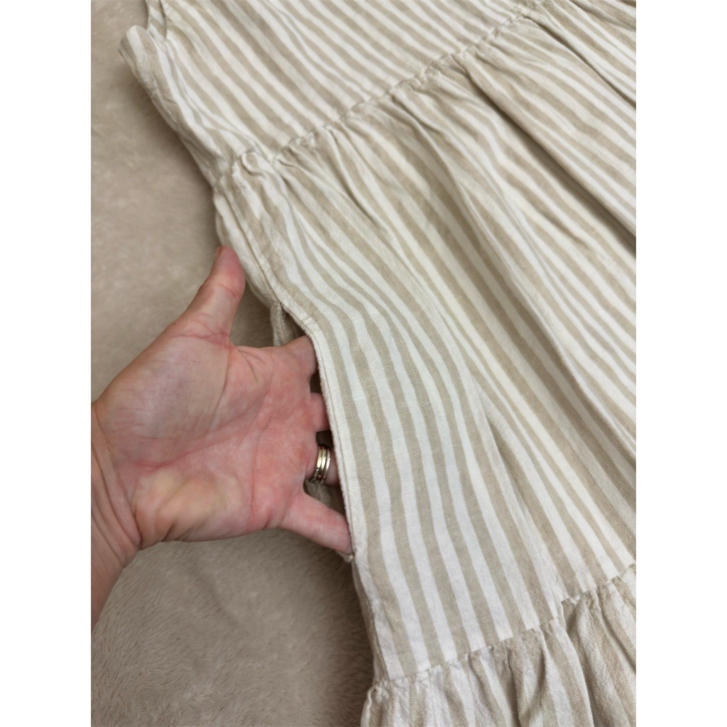 matty m. Maxi Dress Womens Size M Beige/White Striped Tiered Sleeveless