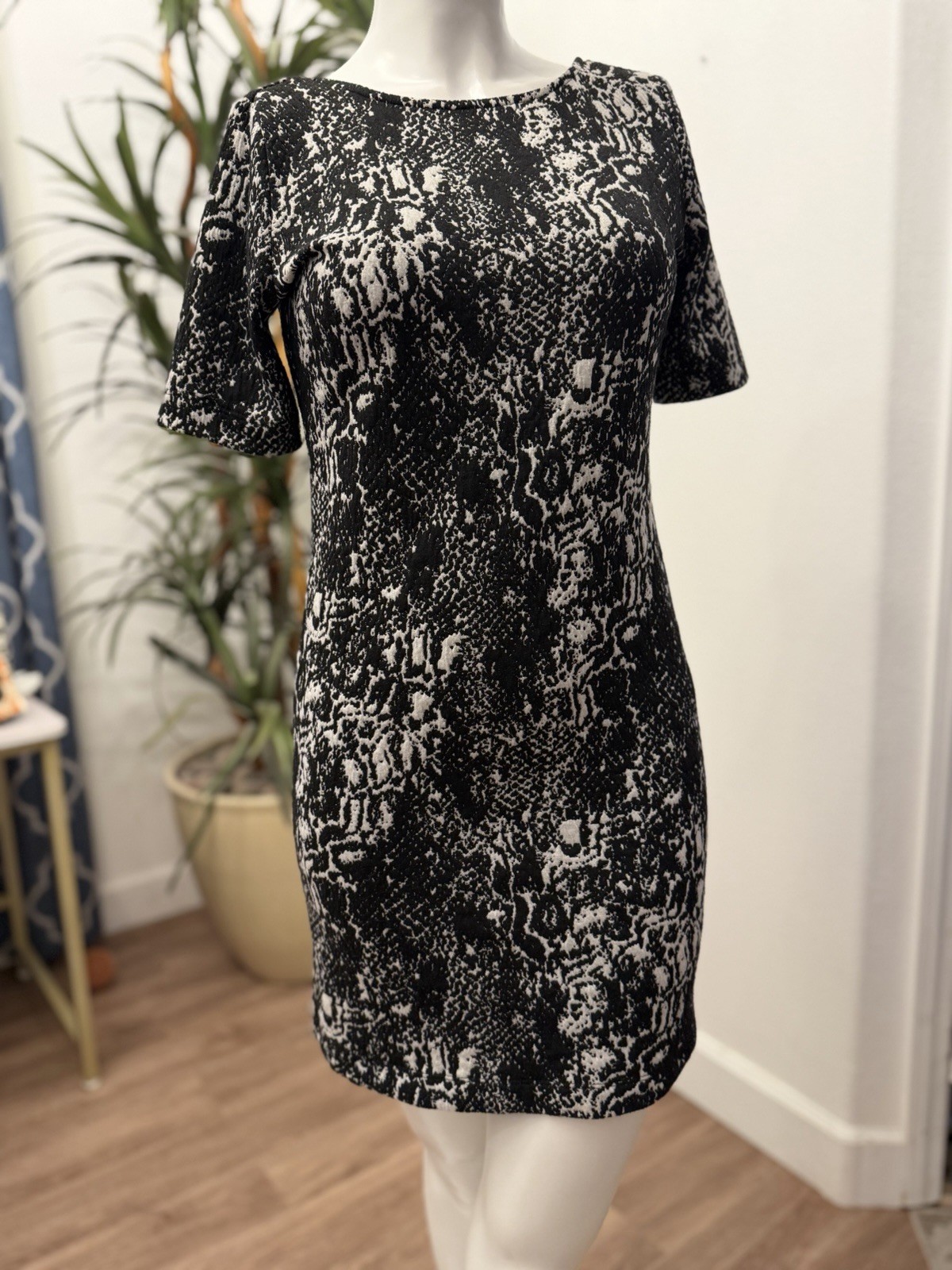 Bongo Bodycon Stretch Shift Dress Sz L/8/10 Animal Print Mini Y2K Club Cocktail