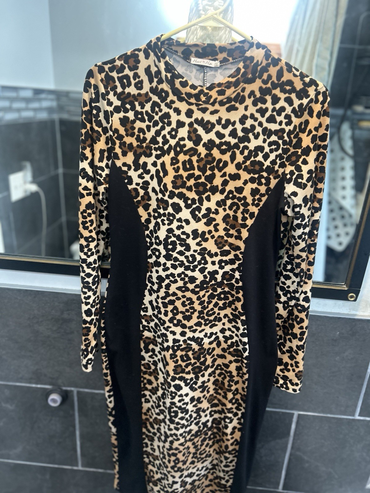 Heart & Hips Leopard Animal Print Pencil Dress Long Sleeve Knee Length L