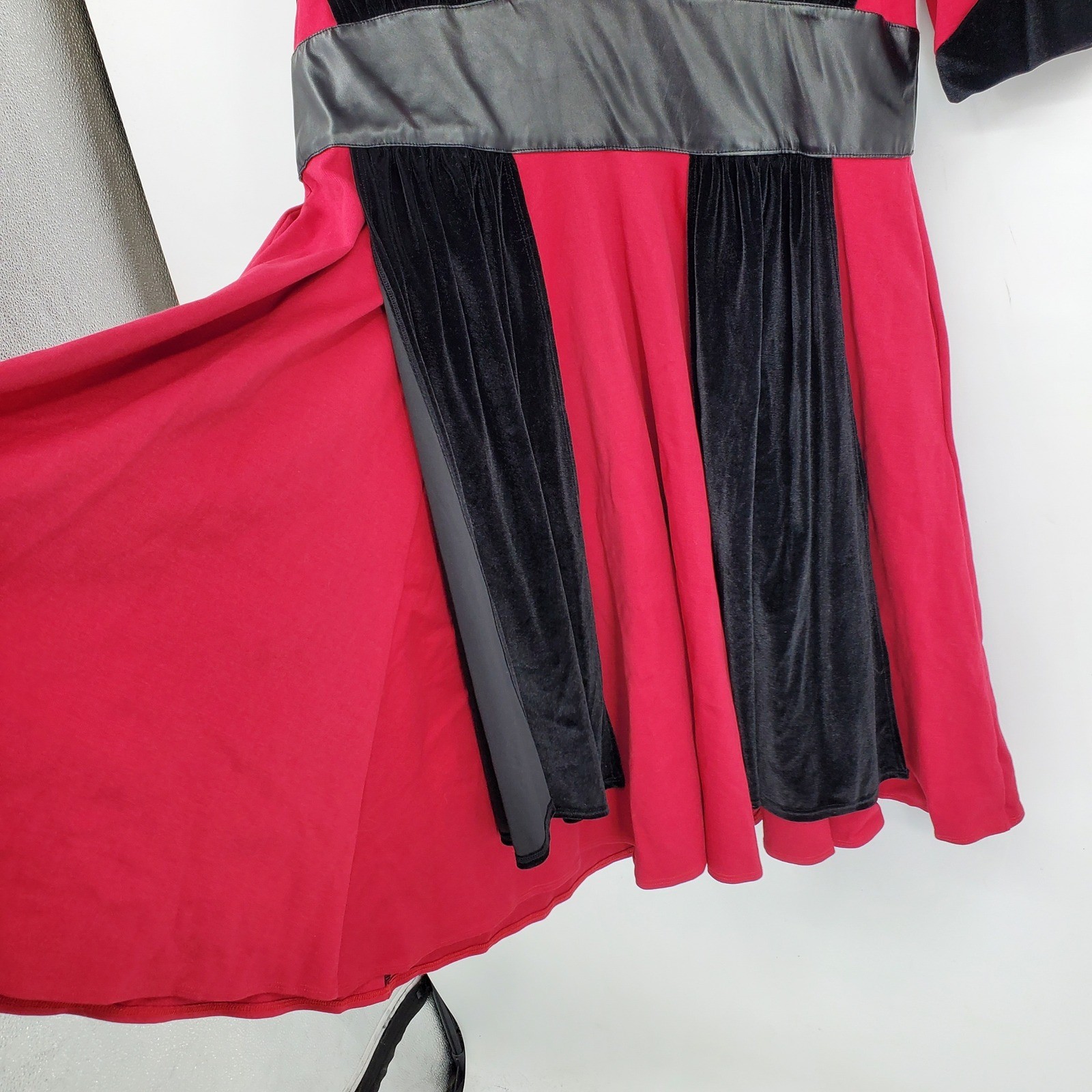 Elhoffer Design Red Black Velvet Galactic Decoy Star Wars Dress Plus 2X SDCC