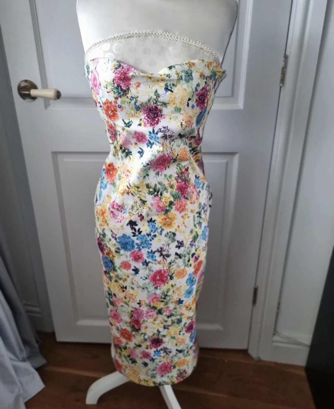 Blue Vanilla Sweetheart Floral Midi Dress. Cotton Size 10