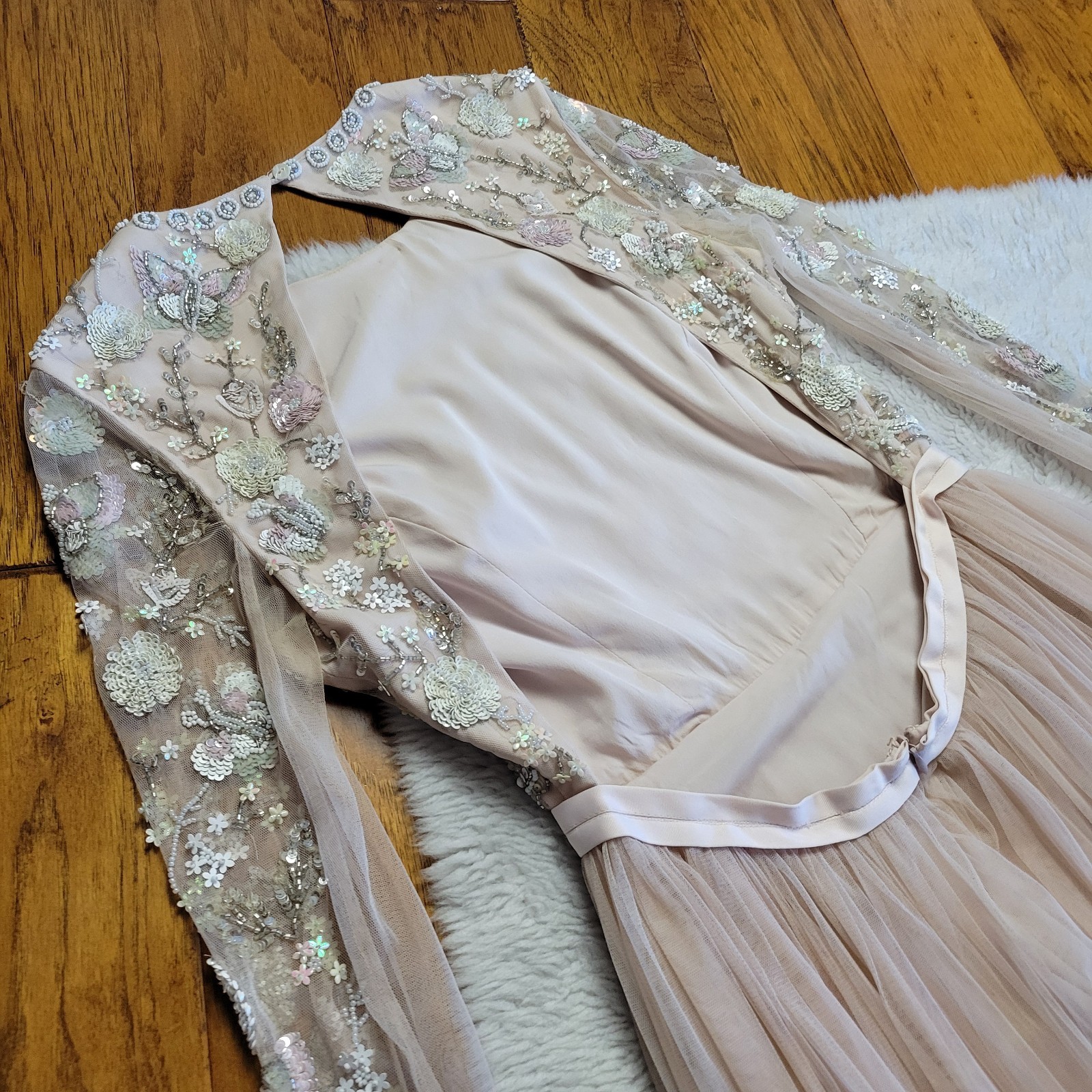 Needle & Thread Butterfly Gown Backless Tulle Embellished Dress Size 6 Pink