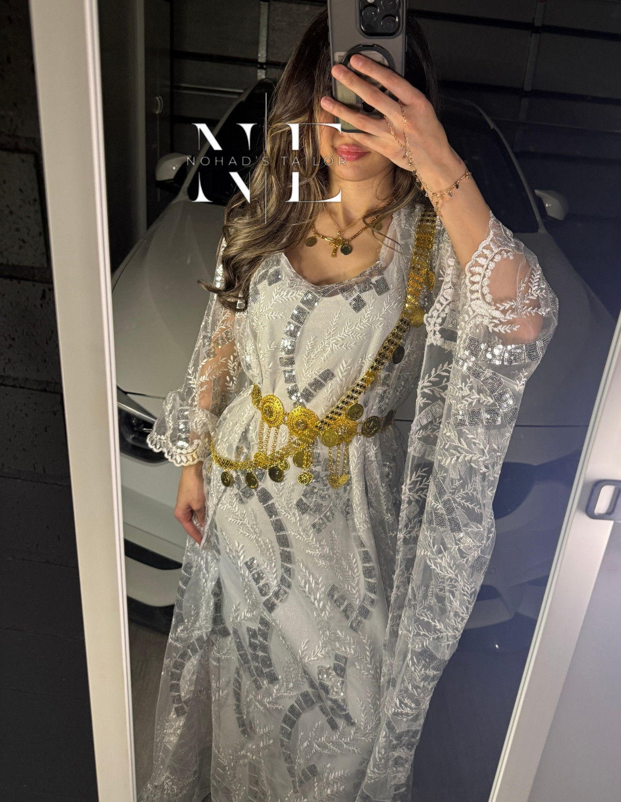 White Kurdish Gown (Jilli Kurdi)